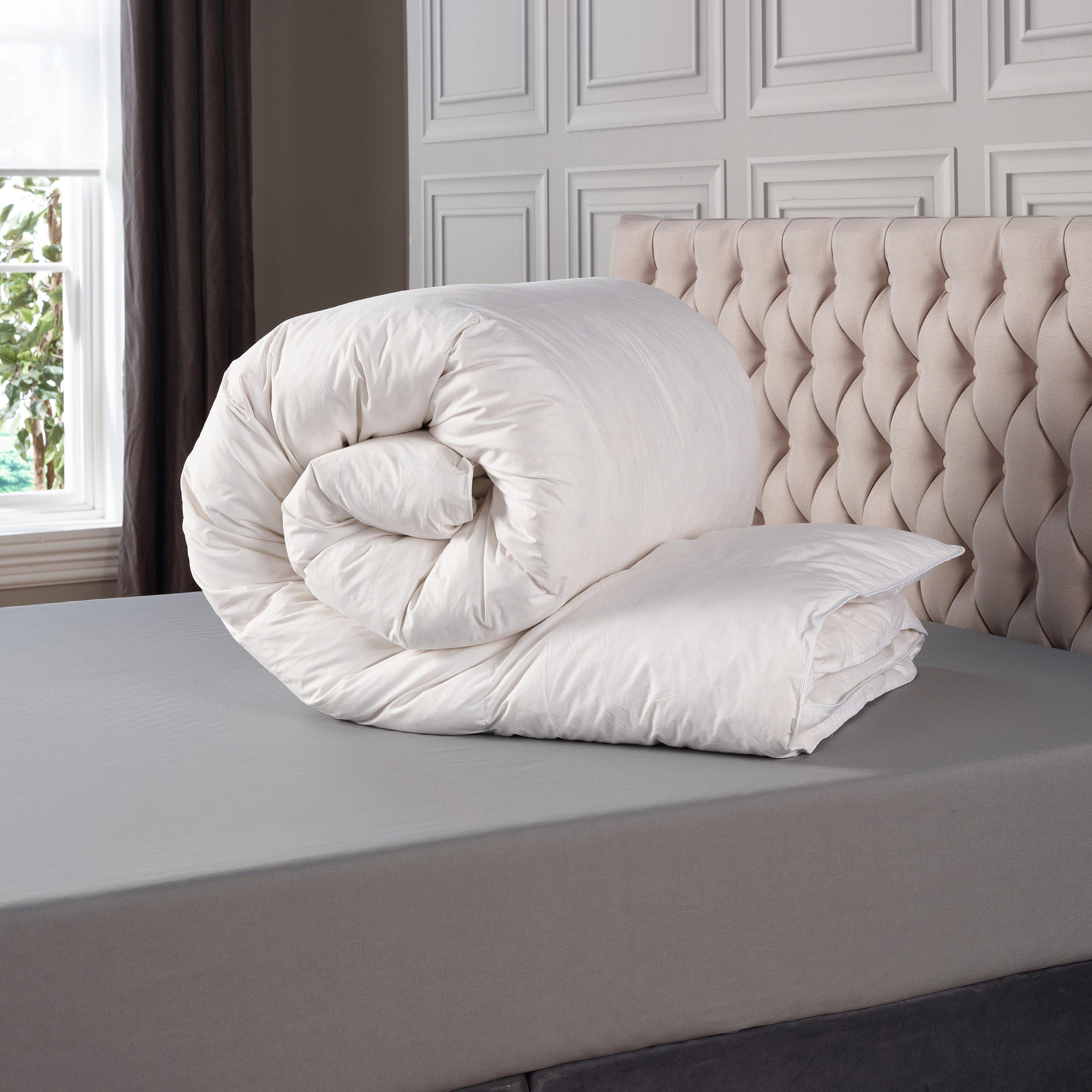 White - Downland - Luxury Cotton Duck Feather & Down 10.5 tog Duvet - 5