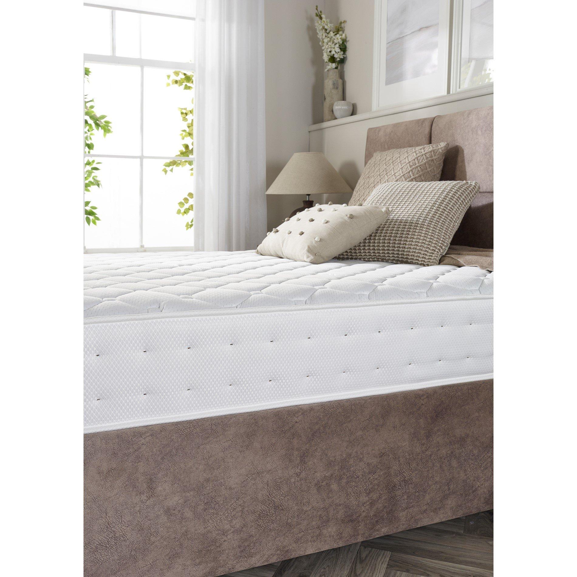 White - Aspire - Quad Layer Pro Hybrid Mattress - 2