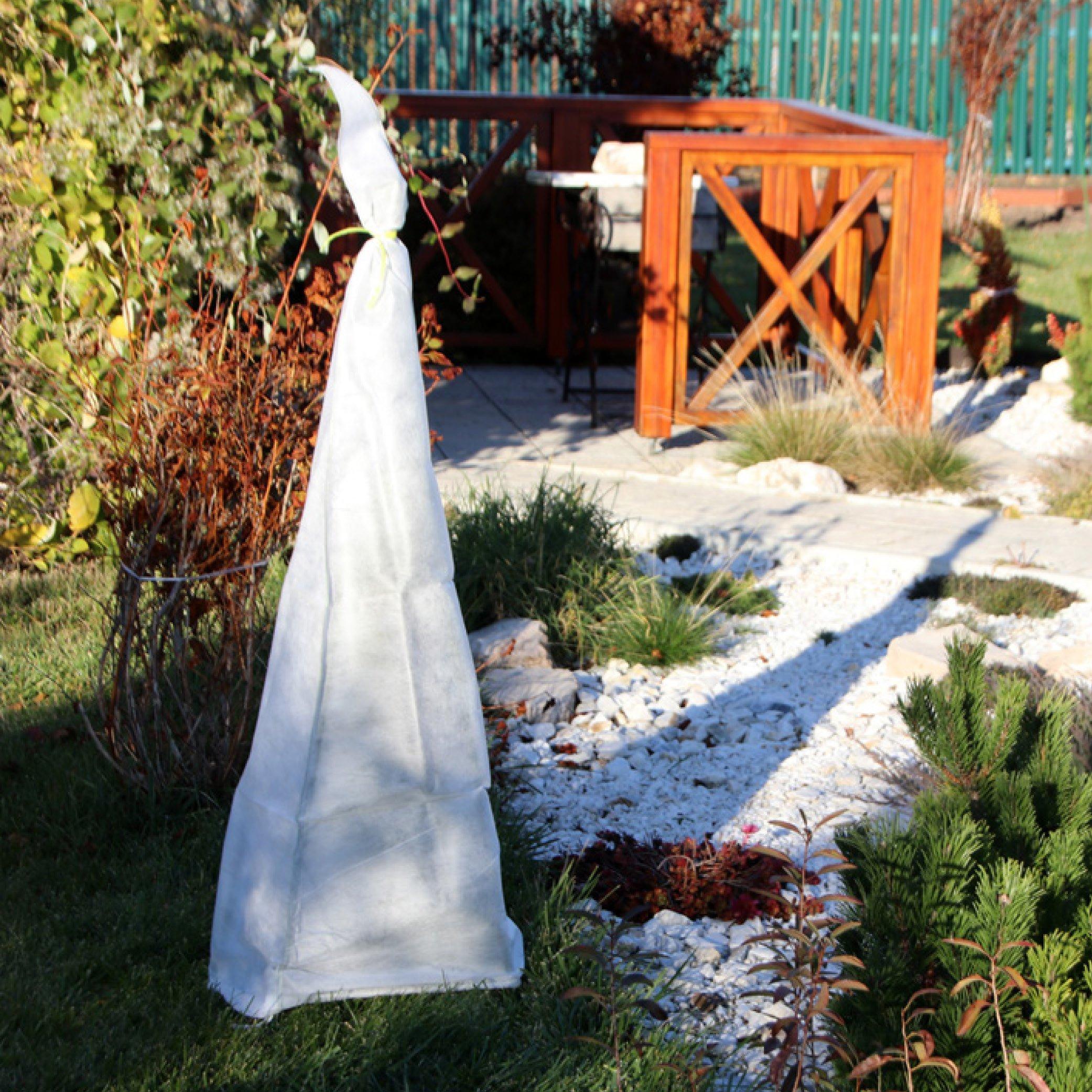 White - YouGarden - Frost Protection Fleece roll 15M x 1M - 3