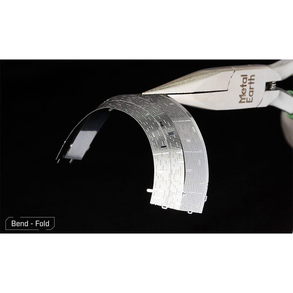 Mercadoria - Star Wars - Metal Earth - Death Star 3D Model Kit - 12