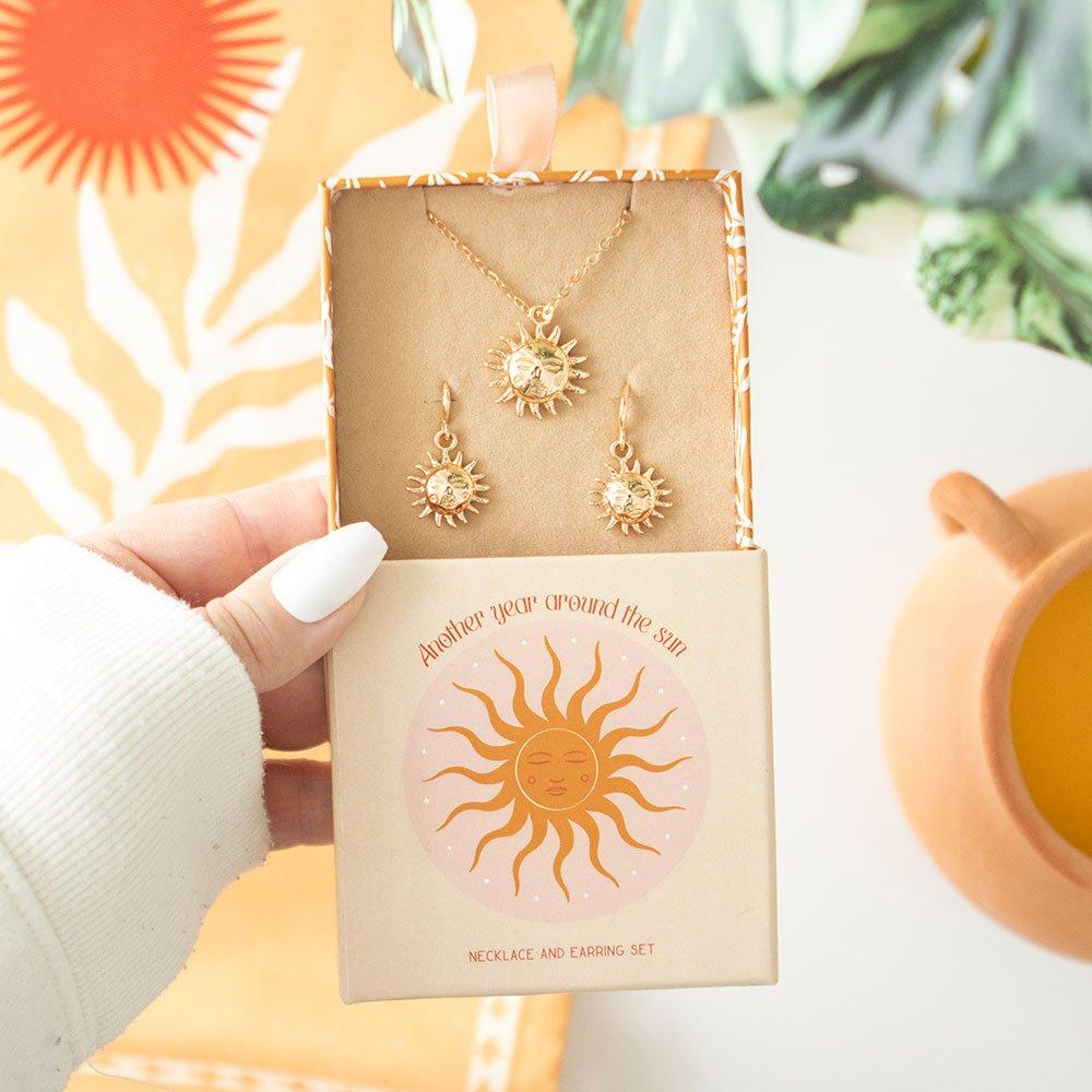 Gold - Something Different - Sun Earring and Necklace Set - 1