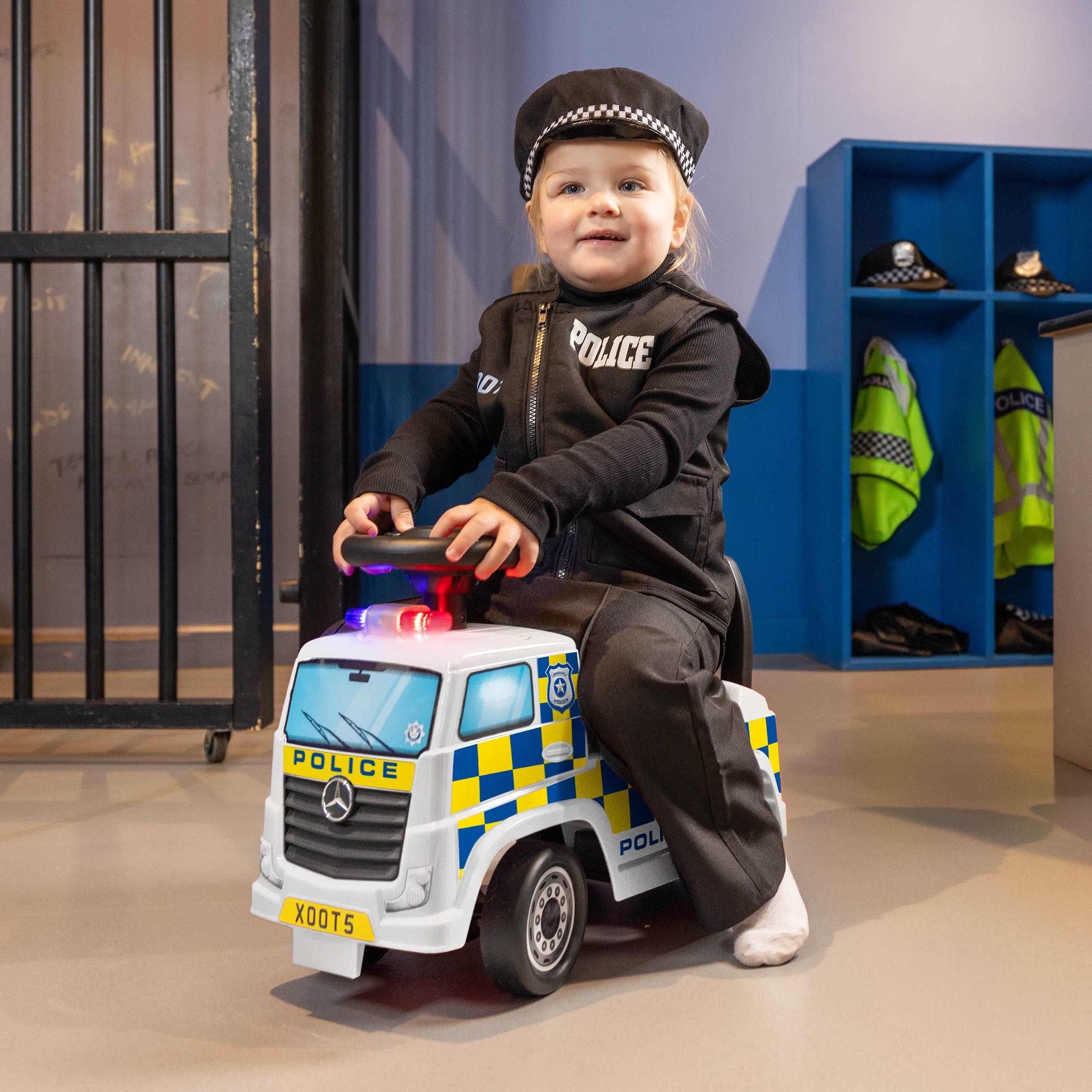 White - Xootz - Mercedes-Benz Police Foot to Floor - 1