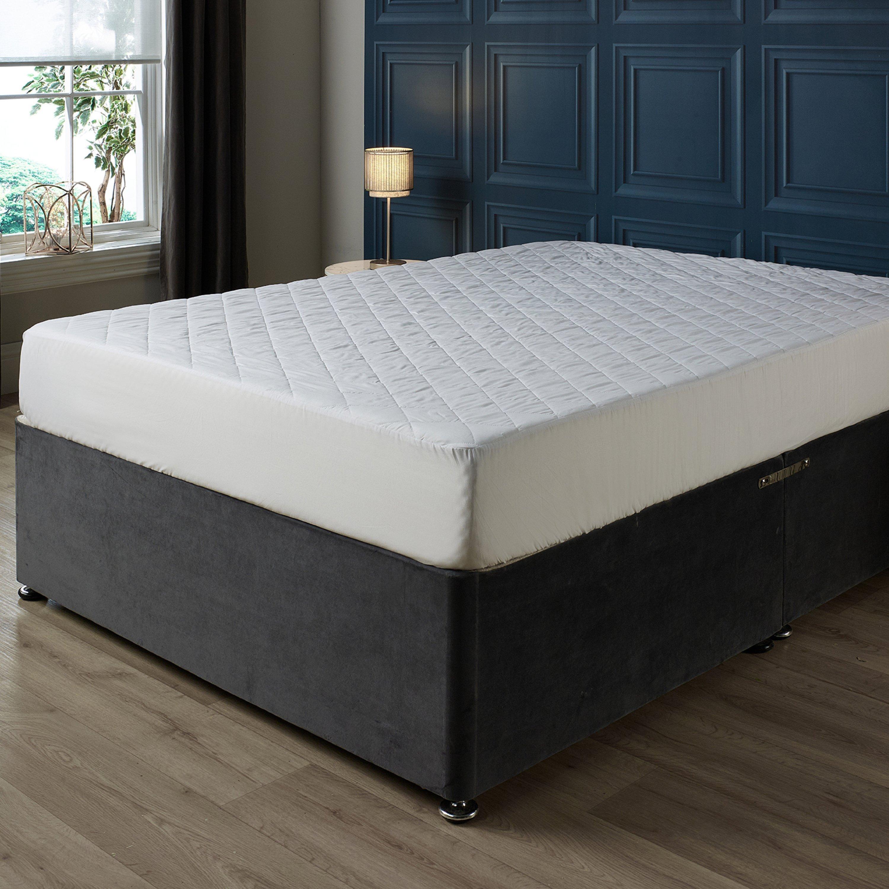 White - Downland - Superbounce Mattress Protector - 2