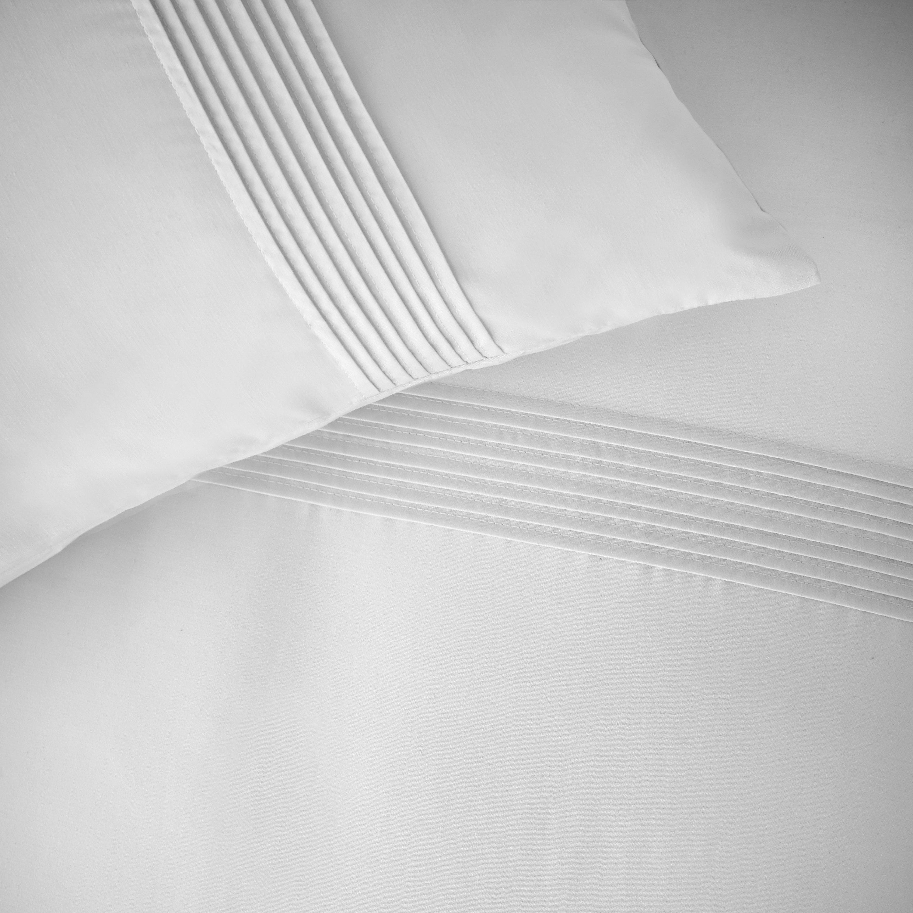 White - Catherine Lansfield - Pintuck Easy Iron Percale Duvet Cover Set - 3