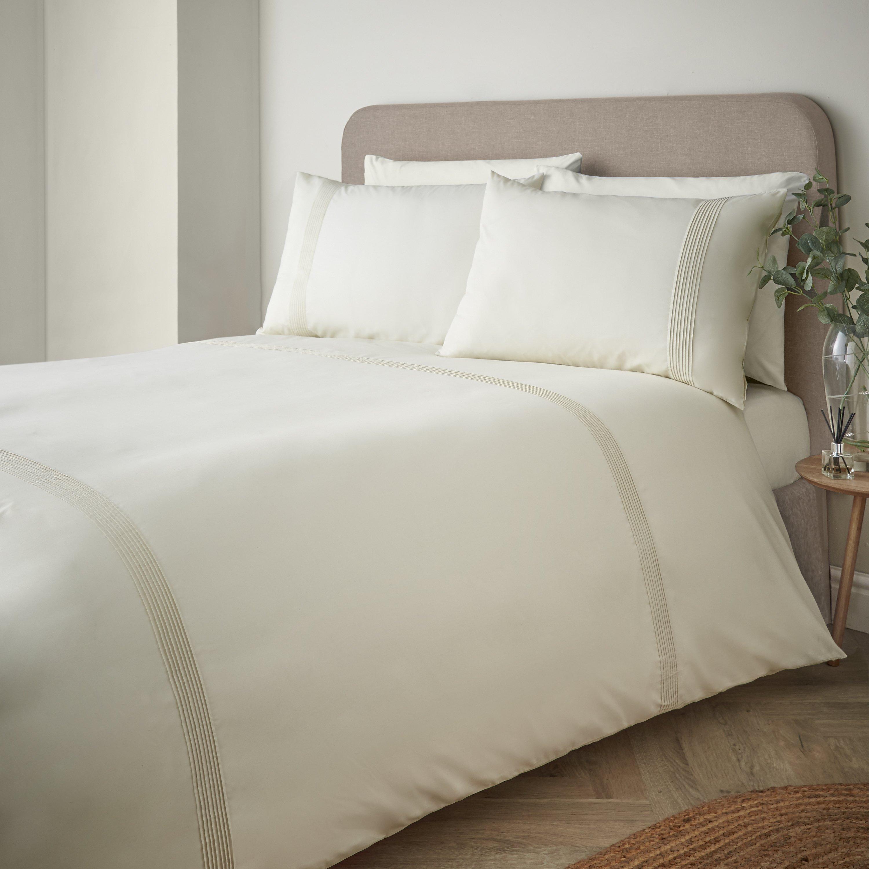 Cream - Catherine Lansfield - Pintuck Easy Iron Percale Duvet Cover Set - 1