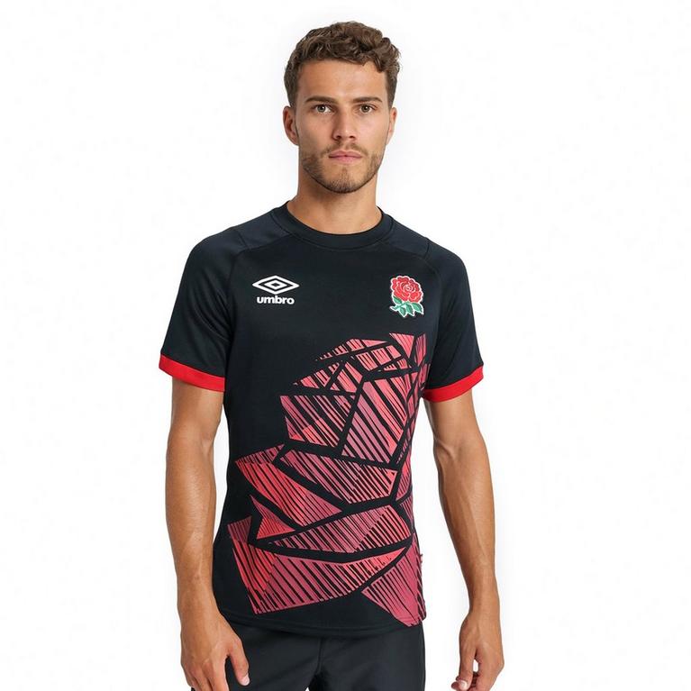 Noir/Rouge - Umbro - Includes a T-shirt and a pair of pants - 1