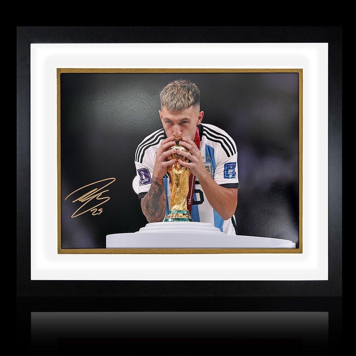 The Fan Cave  Lisandro Martinez Signed Argentina Deluxe Mount - Red - 550x450mm