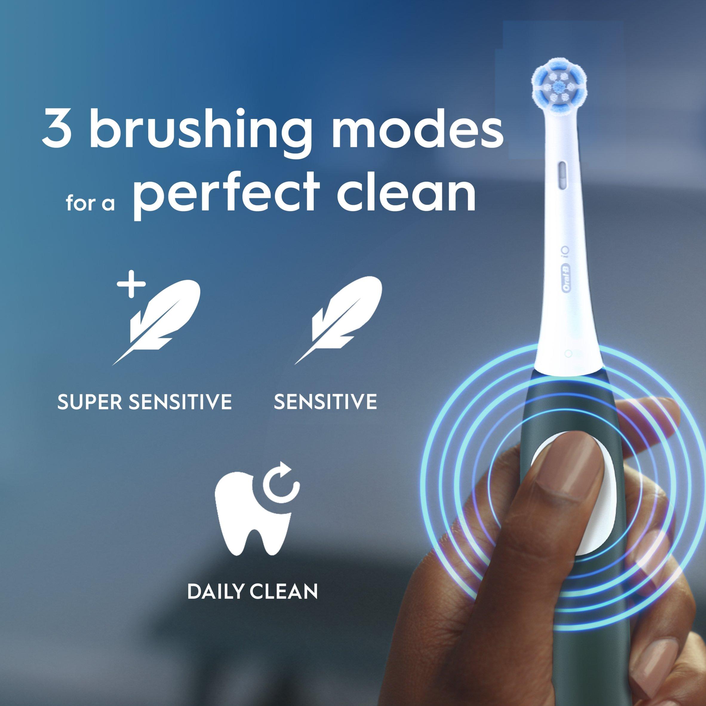 Oral B Oral-B iO2 Forest Green Toothbrush + Travel Case | FRASERS