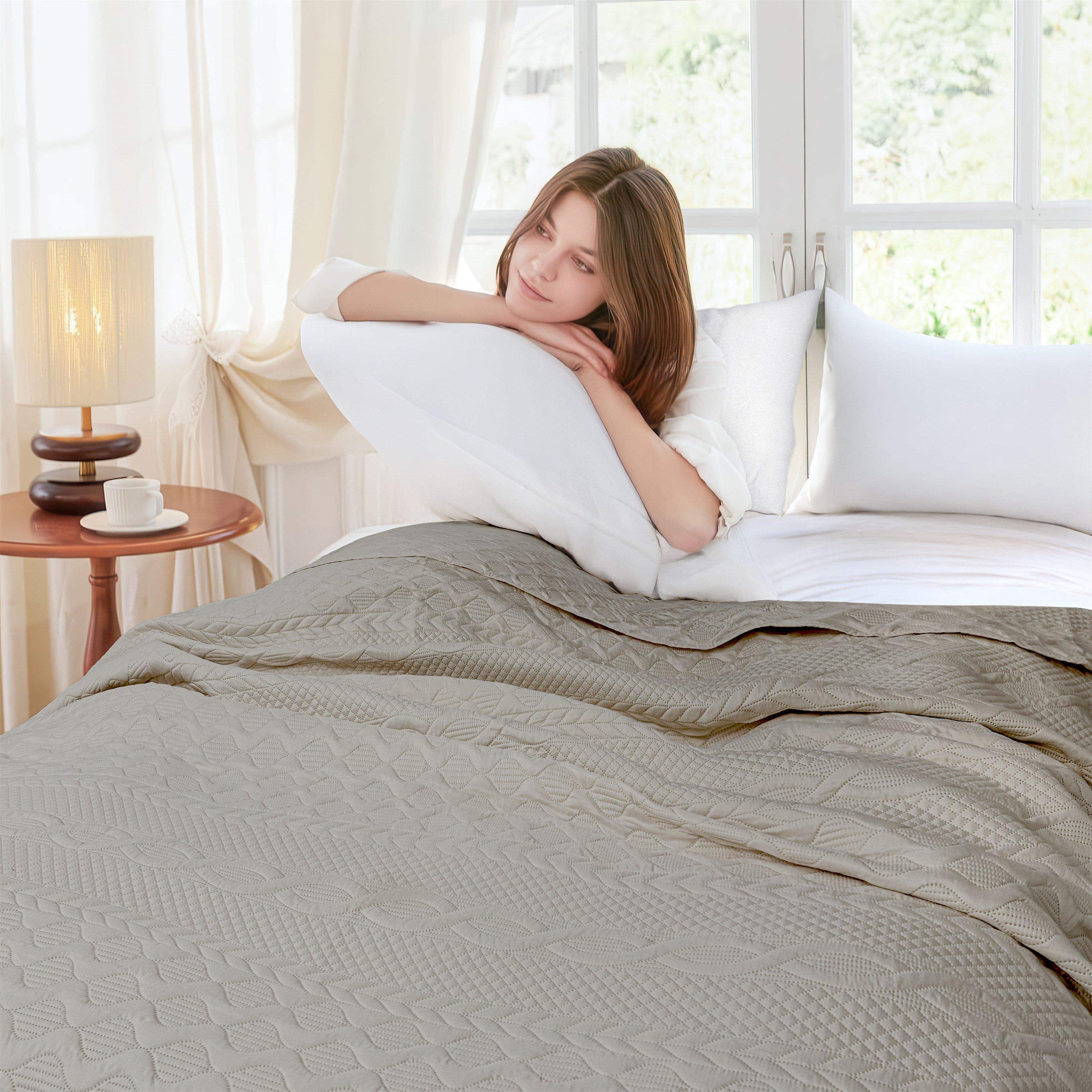 Stone Cream - Emma Barclay - Bedspread Quilted Aran - 3