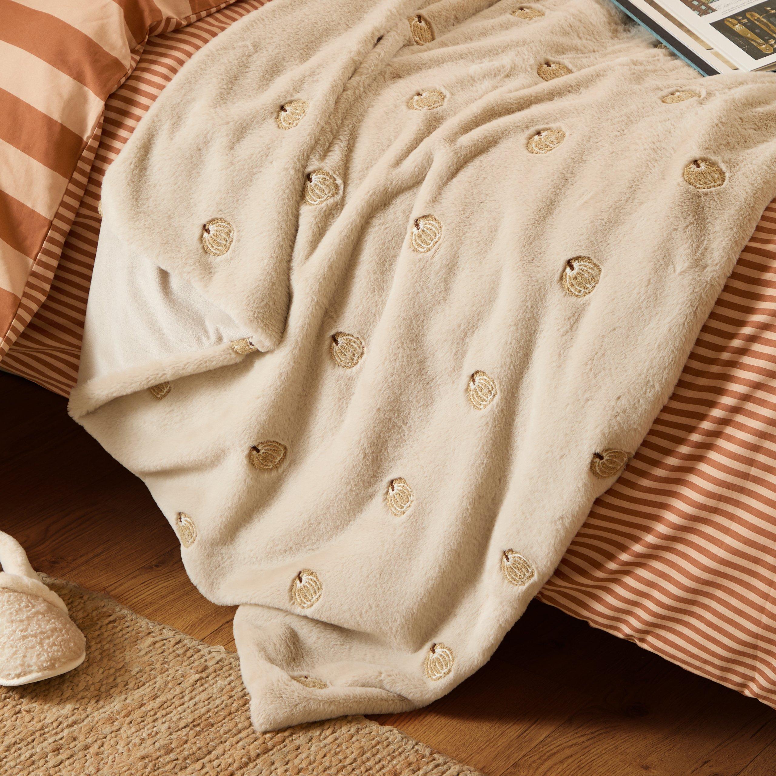 Natural - Furn - Autumn Pumpkins Embroidered Faux Fur Throw - 2