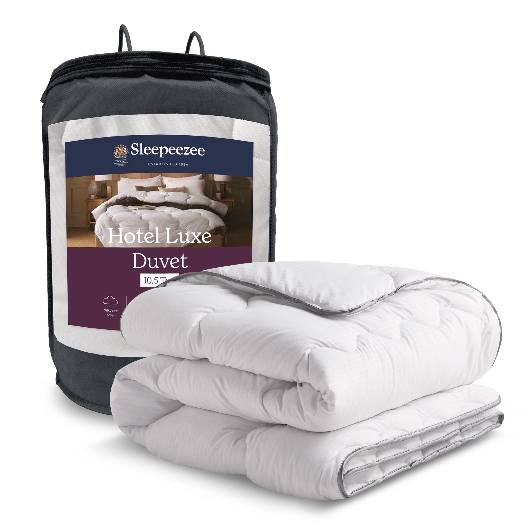 Sleepeezee  Hotel Luxe 10.5 Tog Duvet - White - Superking