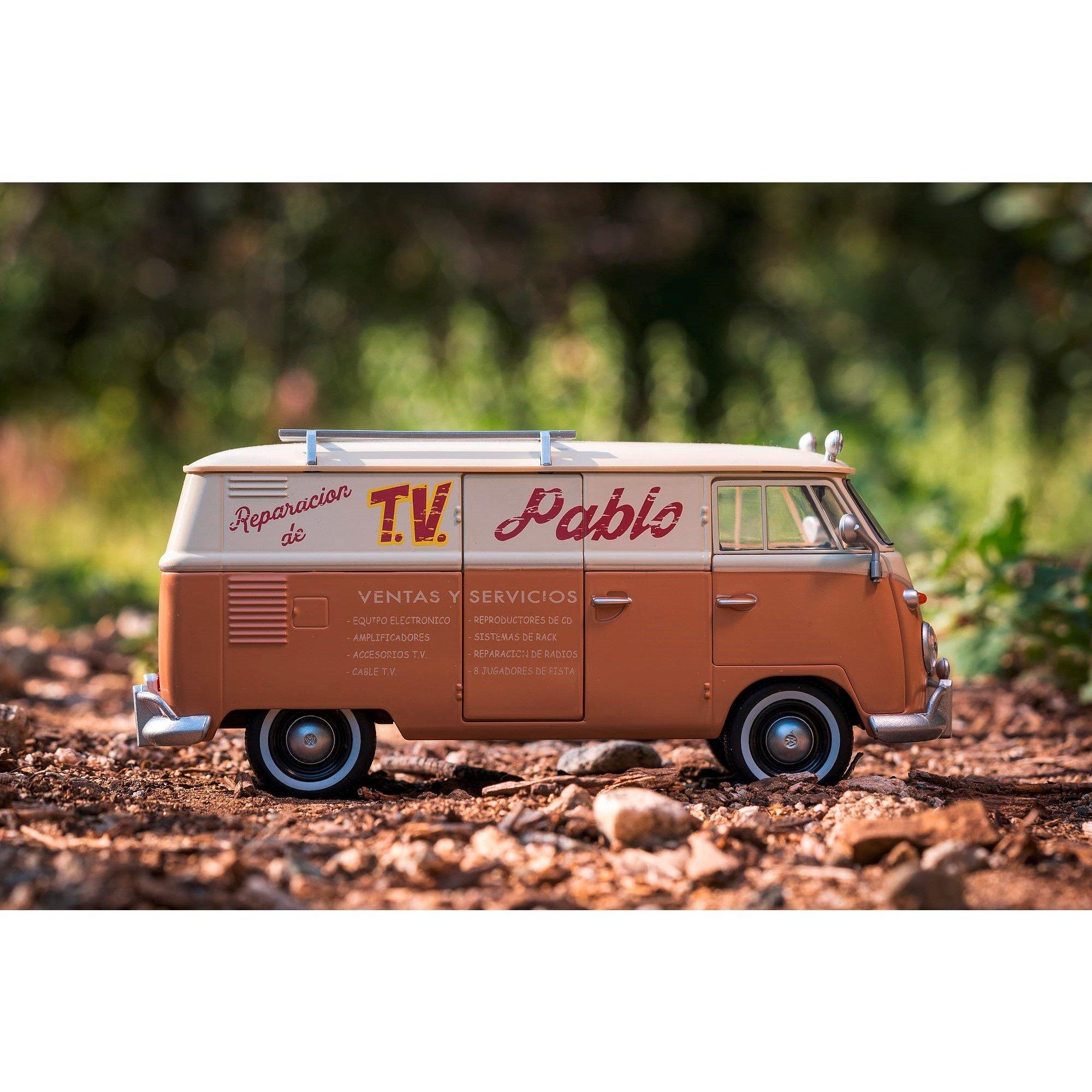 Merchandise - Transformers - TOY TRNS 1 24 SCALE VW BUS - 9