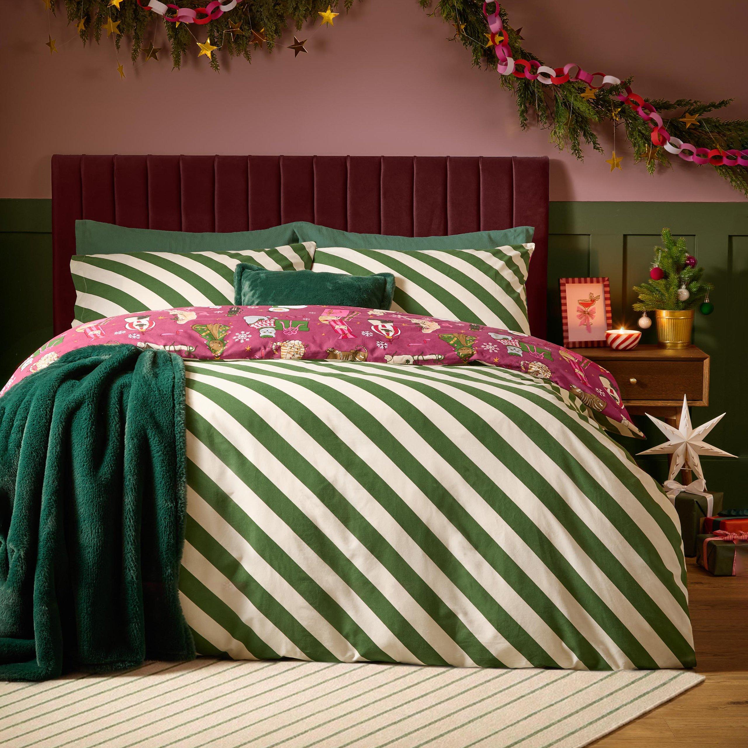 Burgundy - Furn - Feline Festive Reversible Christmas Duvet Sets - 2