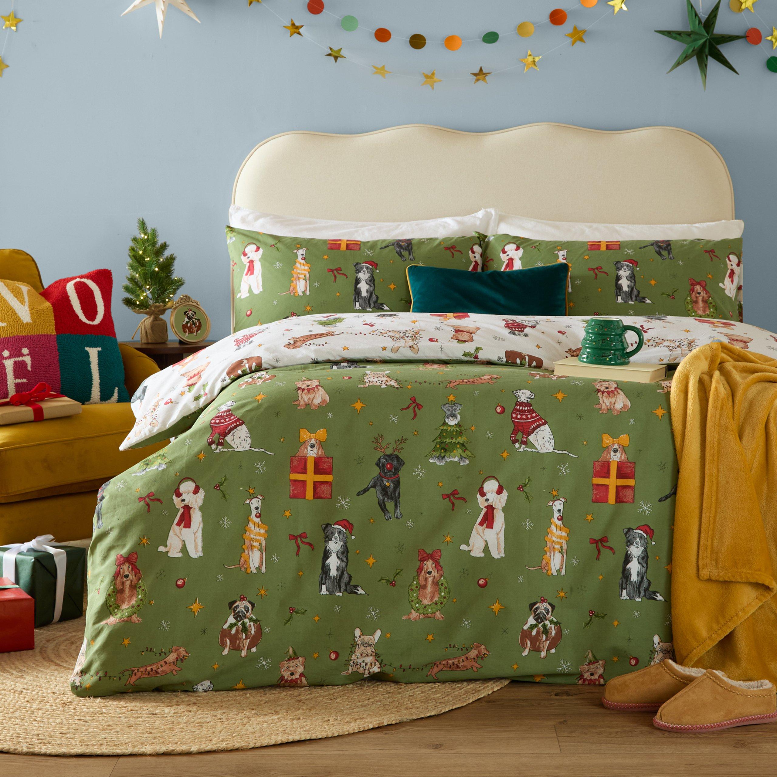 Green - Furn - Christmas Pawty Reversible Duvet Sets - 1