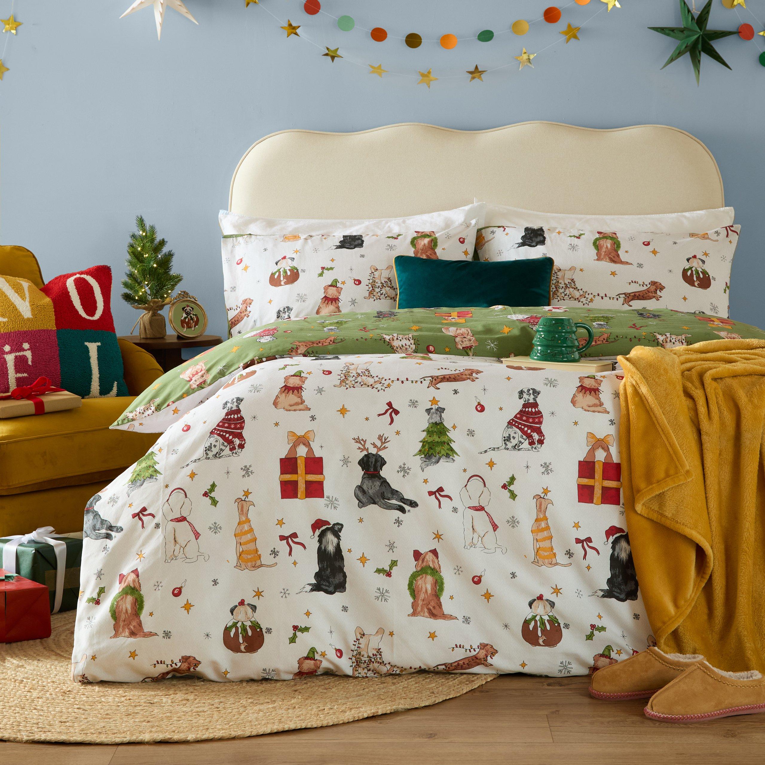 Green - Furn - Christmas Pawty Reversible Duvet Sets - 2