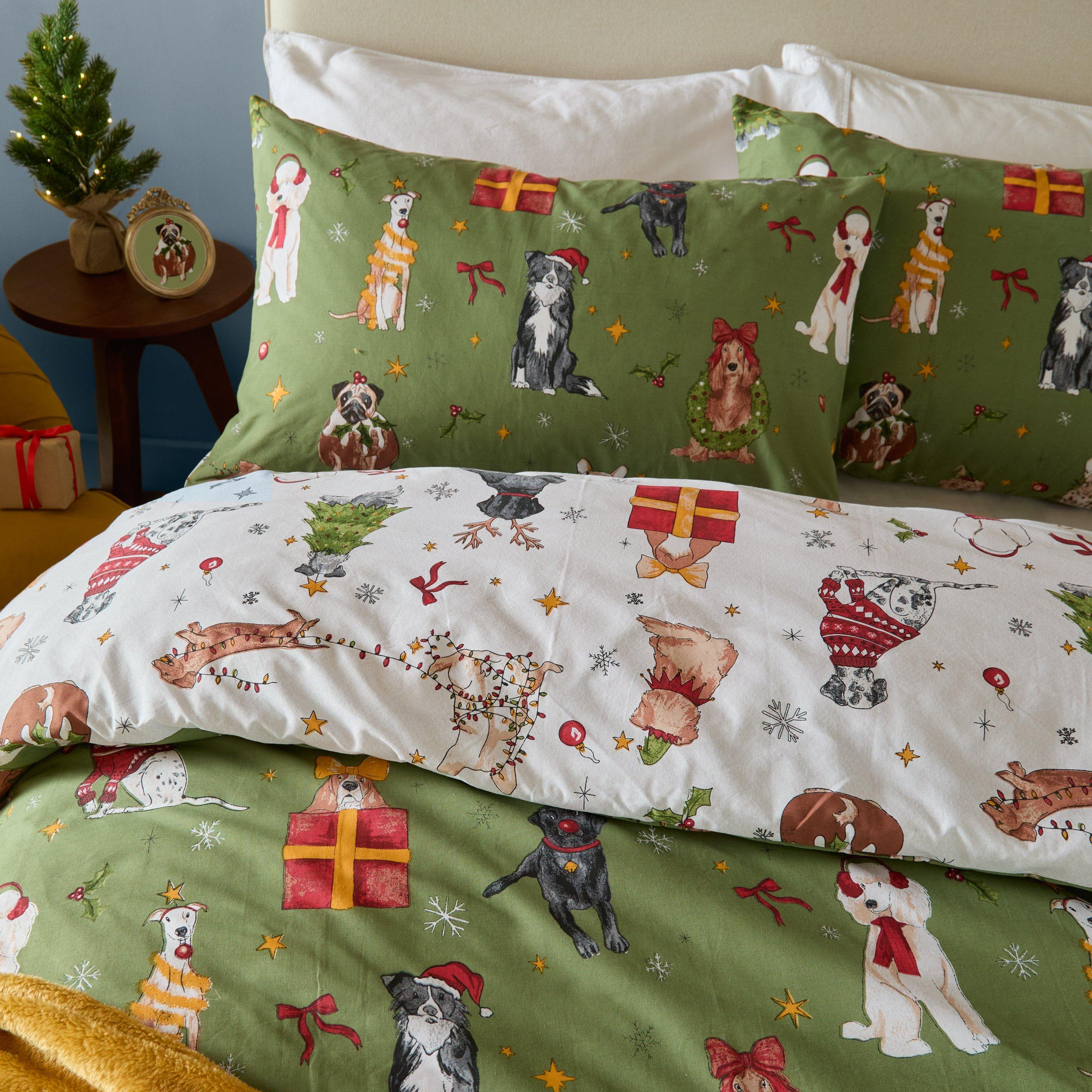 Green - Furn - Christmas Pawty Reversible Duvet Sets - 3