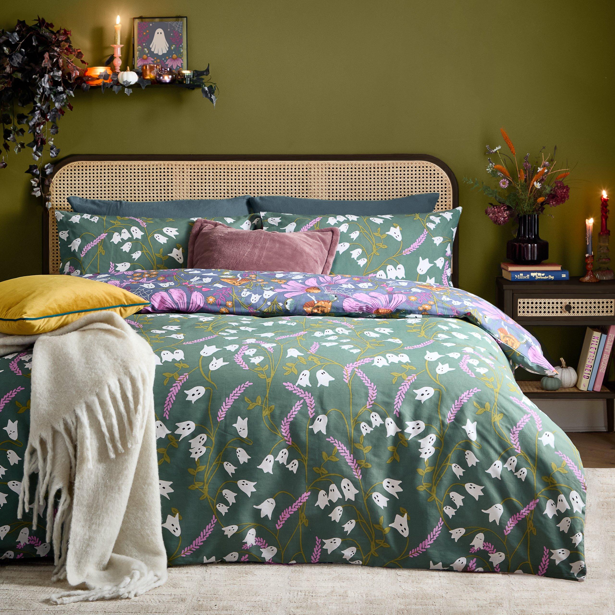 Multi - Furn - Ghoul Gardens Halloween Reversible Duvet Sets - 2