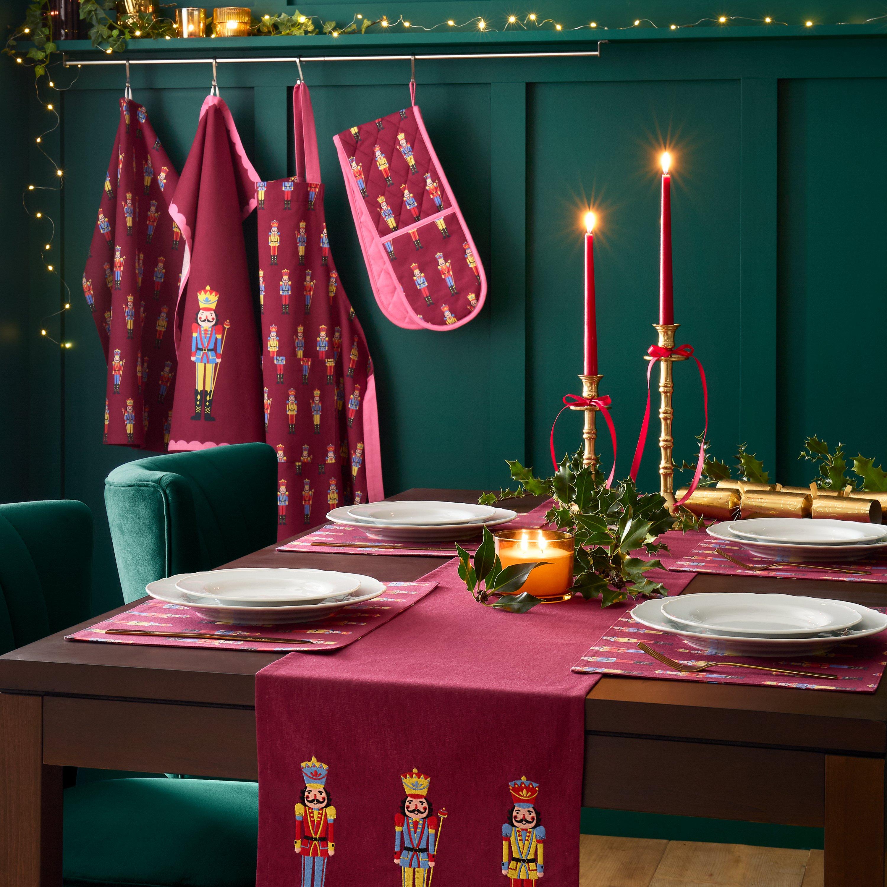 Plum - Catherine Lansfield - Christmas Nutcracker Cotton Dining Placemat 4 Pack - 2