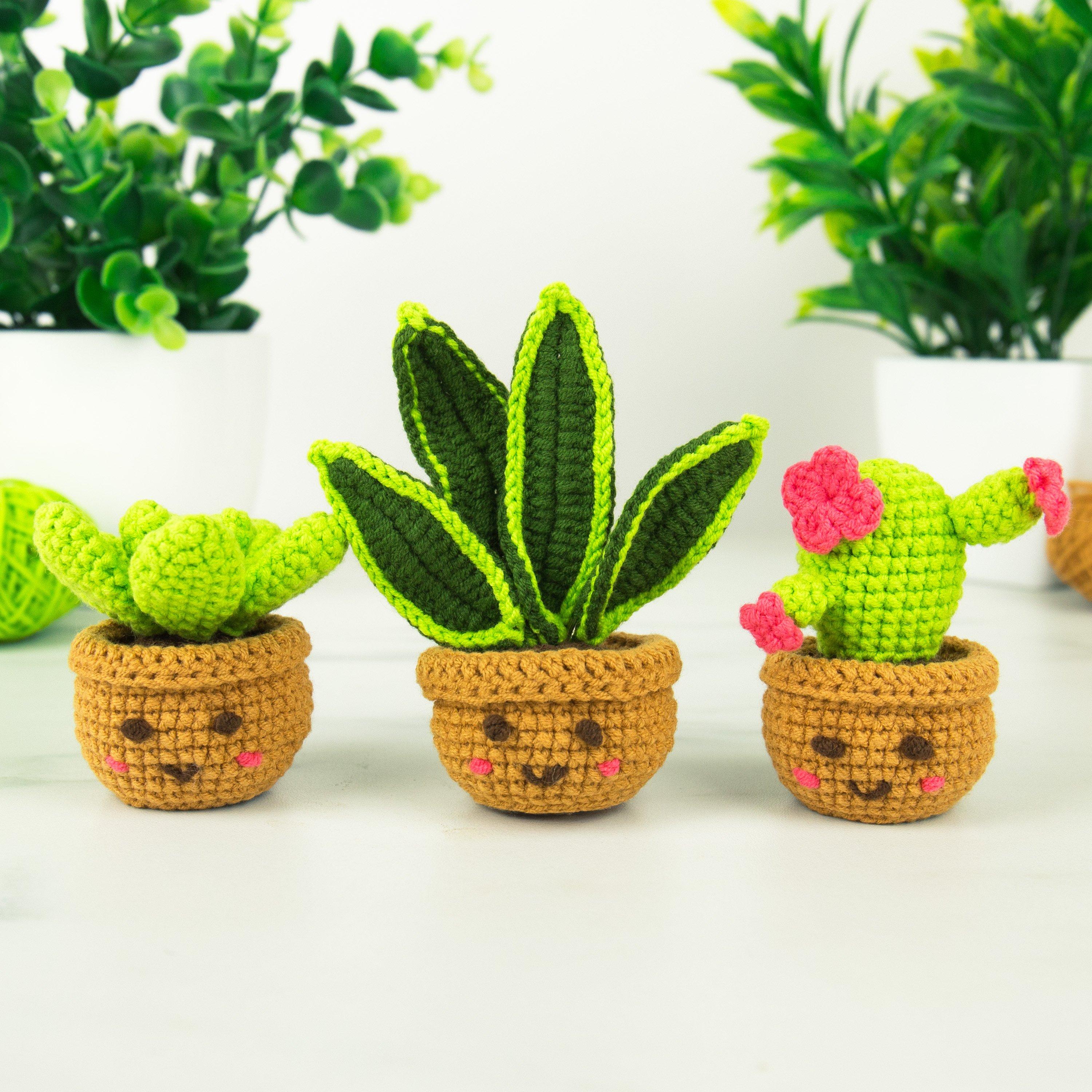 Green - Gift Republic - Mini Houseplants DIY Crochet Trio Kit - 3