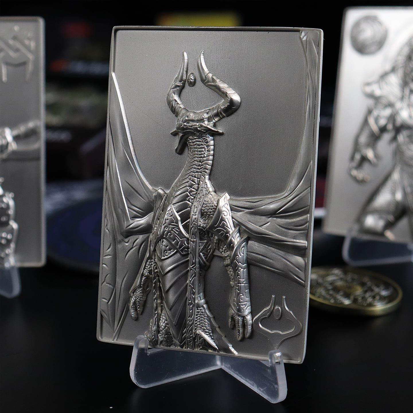 Marchandise - Magic the Gathering - MTG Silver Plated Nicol Bolas Metal Collectible - 4