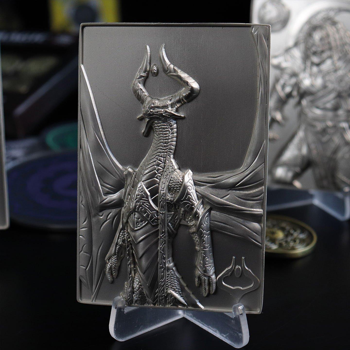 Marchandise - Magic the Gathering - MTG Silver Plated Nicol Bolas Metal Collectible - 8