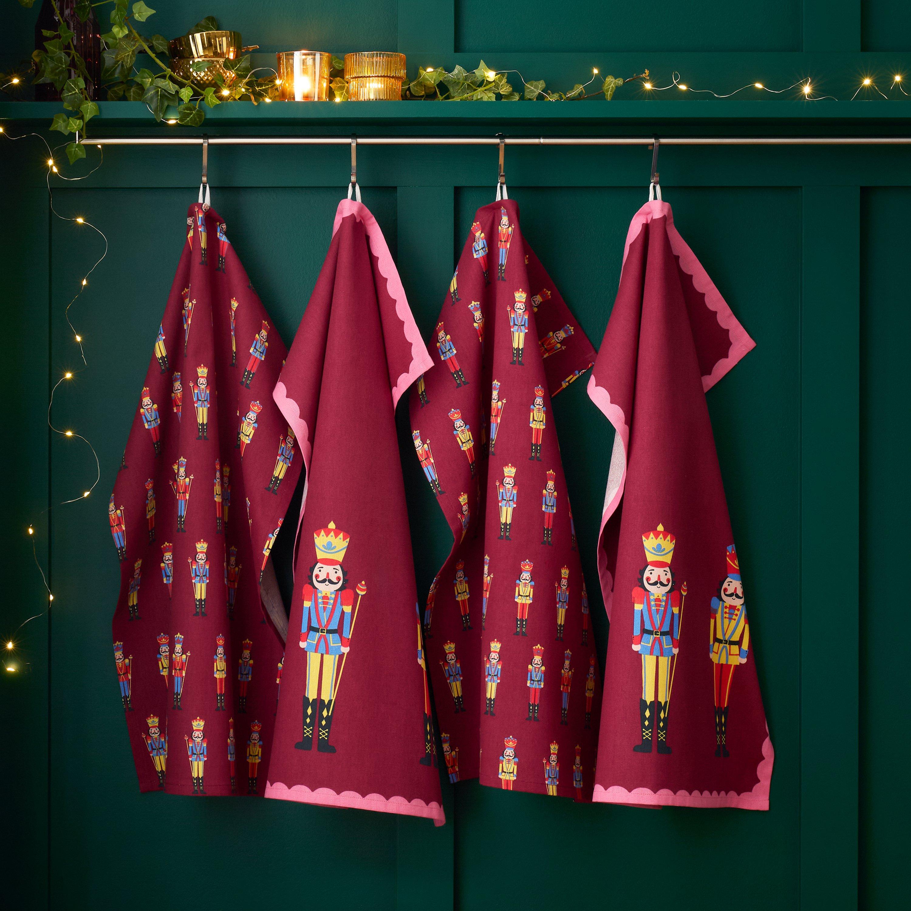 Catherine Lansfield  Christmas Nutcracker Kitchen Tea Towel Pack Of 4 - Plum - 50x70cm