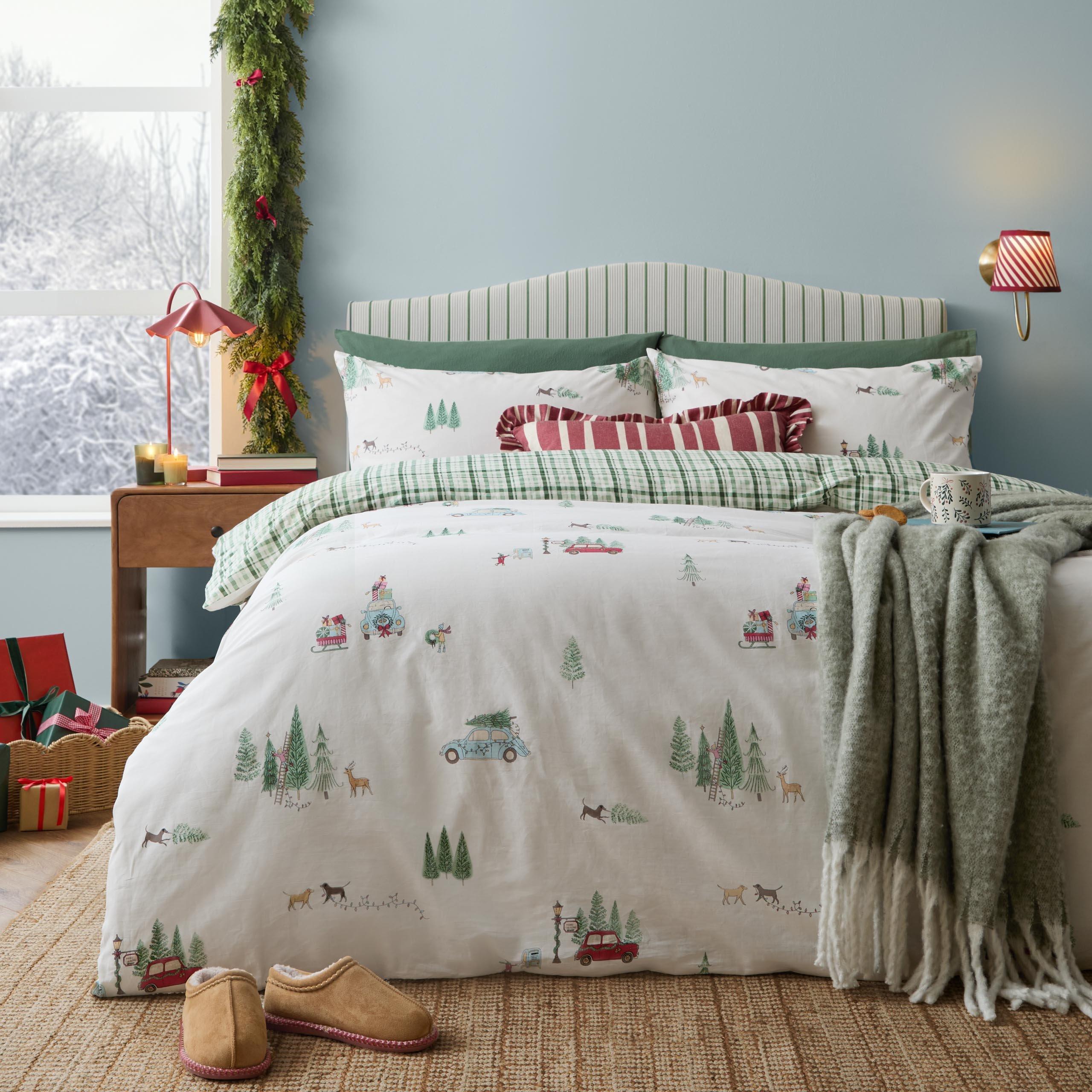Wylder Christmas Tree Lane 100% Cotton Duvet Cover Set in Natural | Size: Double - Image 7