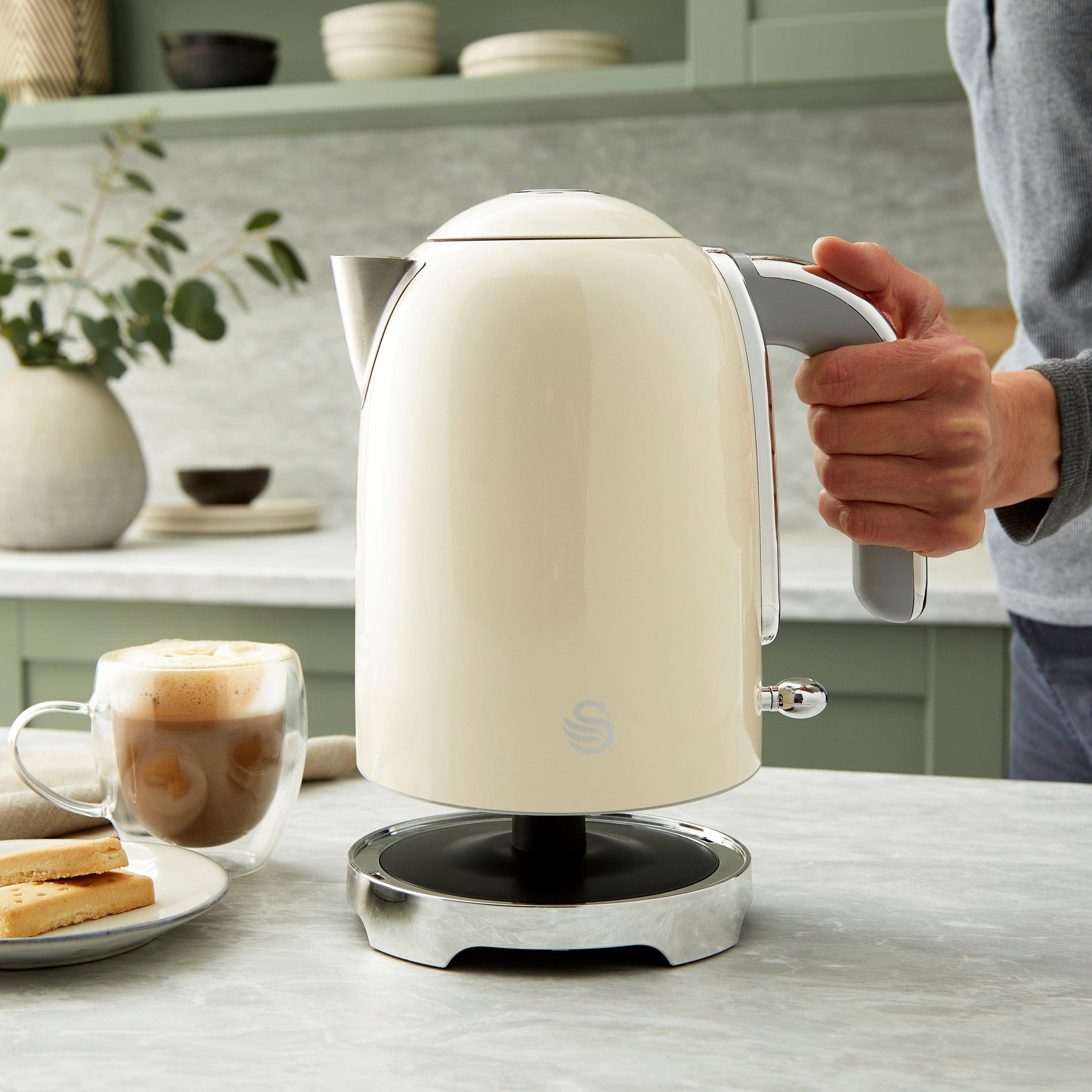 Cream - Swan - Solace Kitchen Set - 1.7L Kettle and 930W Toaster - 3