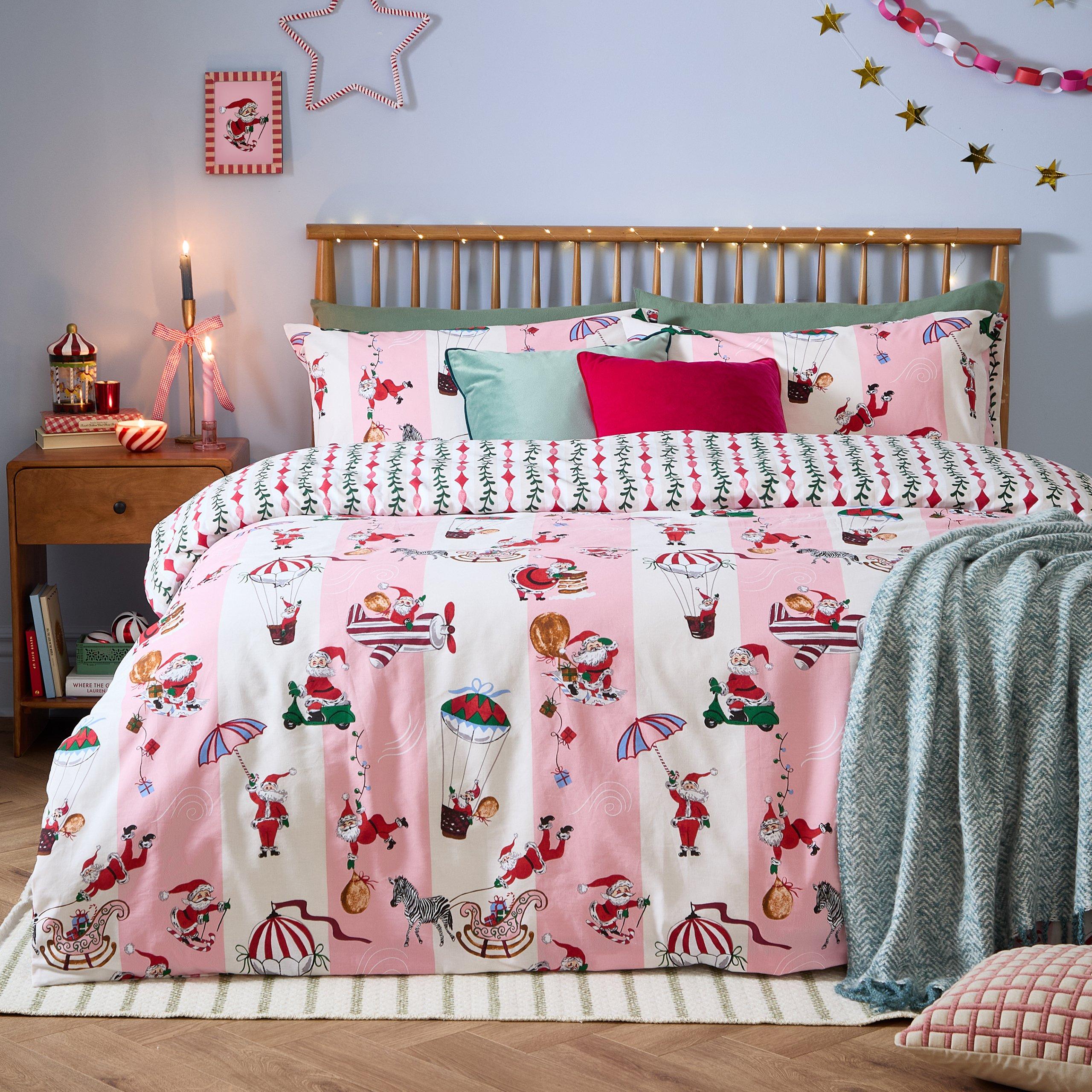 Candy Floss/Lin - Furn - Passport To The North Pole Christmas Reversible Du - 1