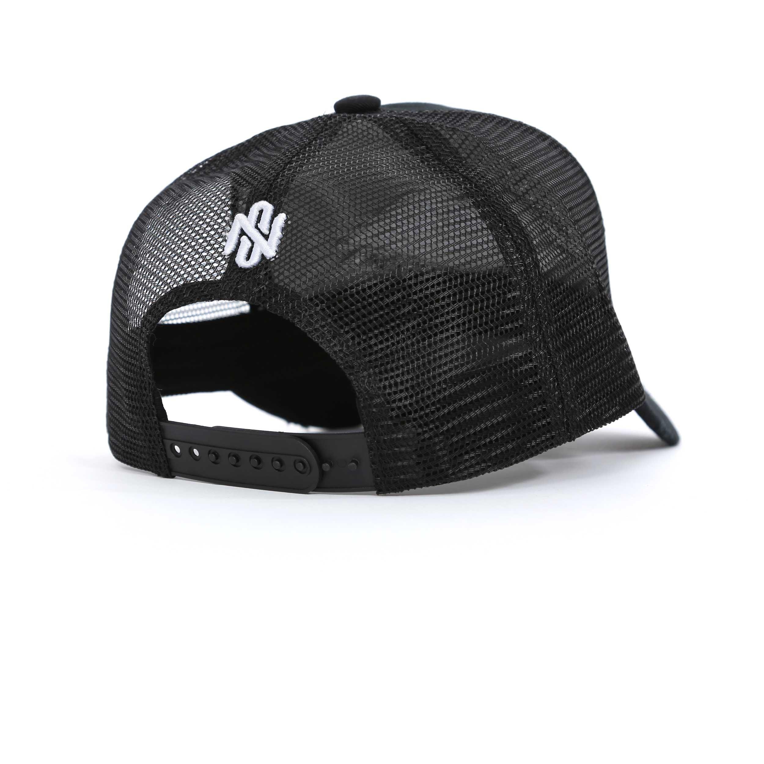 Blanco/Negro - Societe Noir - Men's Diamond Distressed Trucker Cap - 2