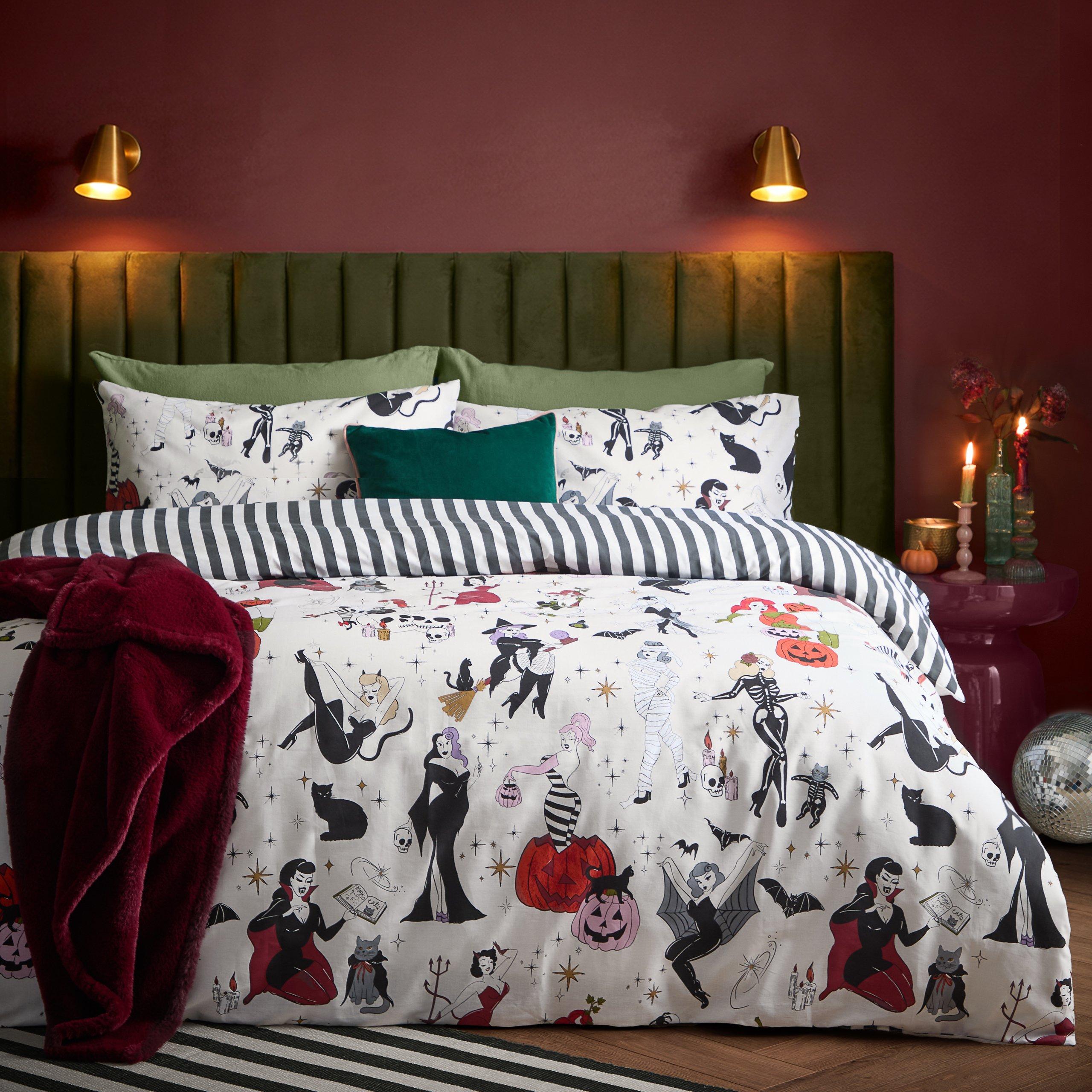 Monochrome - Furn - Trick or Treat Reversible Halloween Duvet Sets - 1