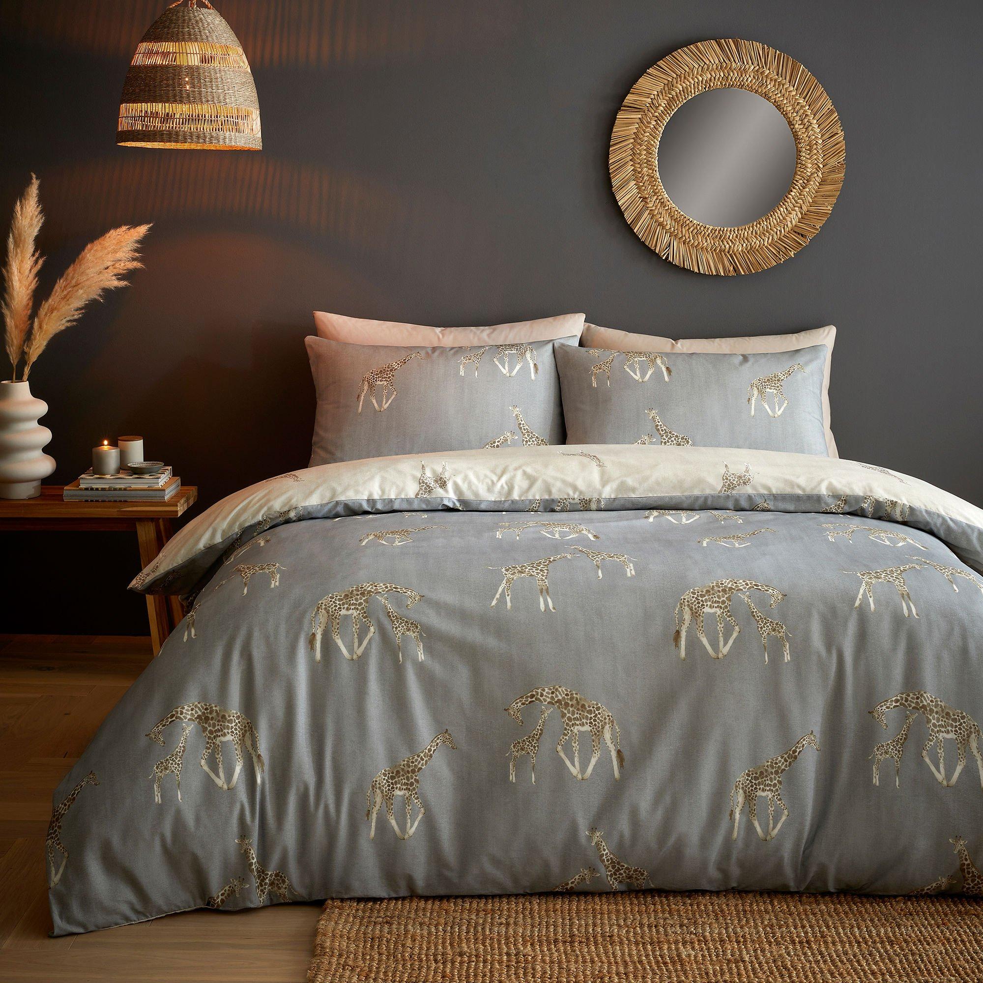 Grey - Fusion - Milo Giraffe Reversible Duvet Cover Set in Grey - 1
