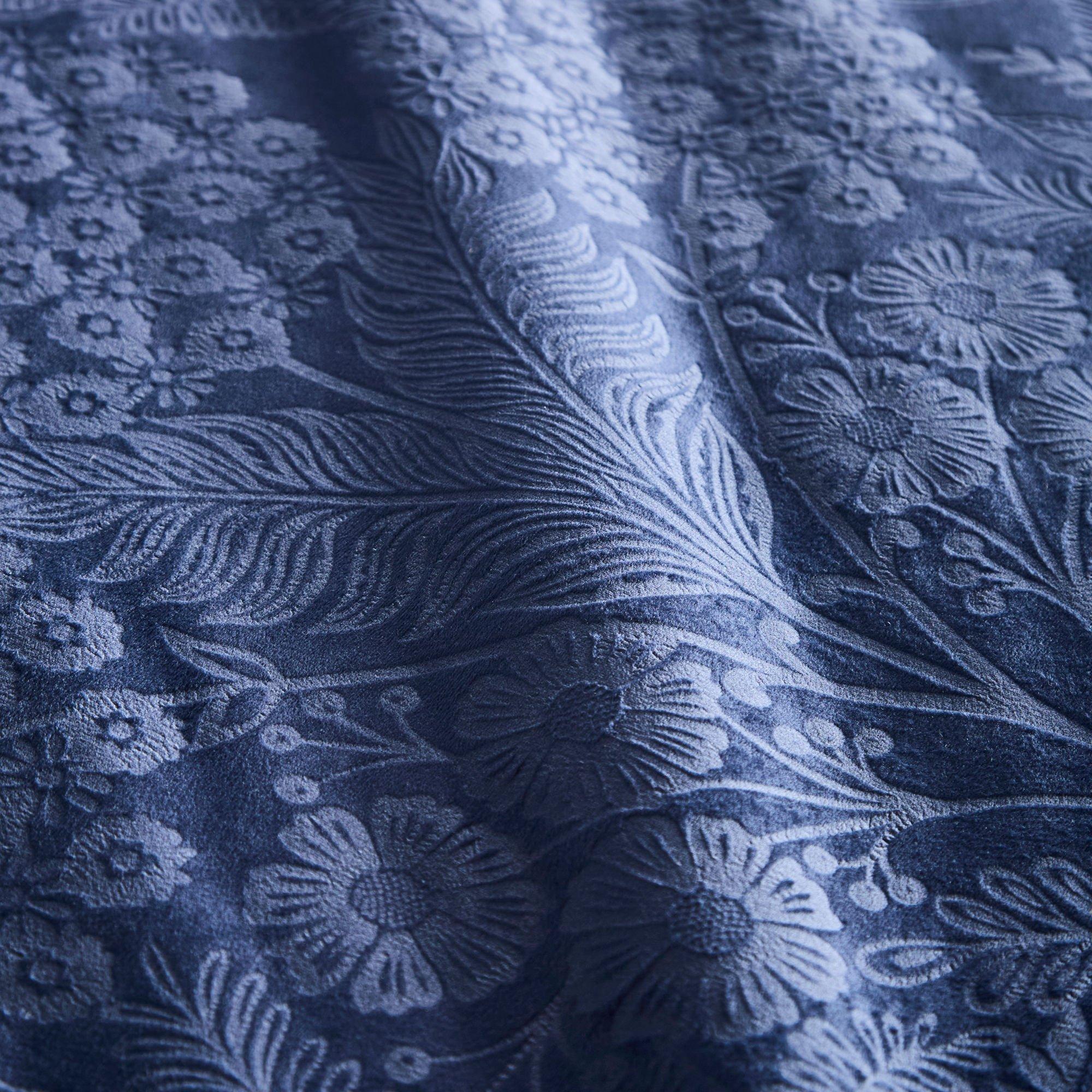 Navy - Appletree - Berkley Embossed Velvet Duvet Cover Set in Navy - 3