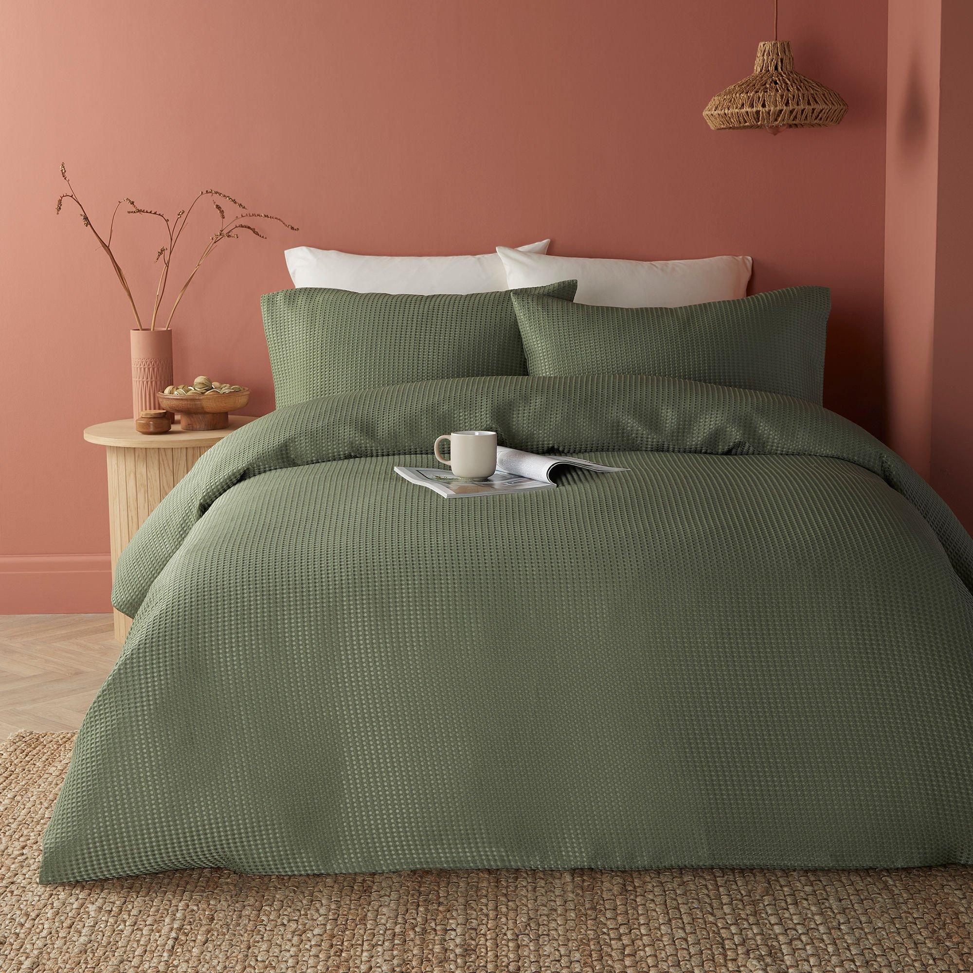 Dark Green - Serene Home - Lindly Embossed Waffle Duvet Cover Set in Green - 1