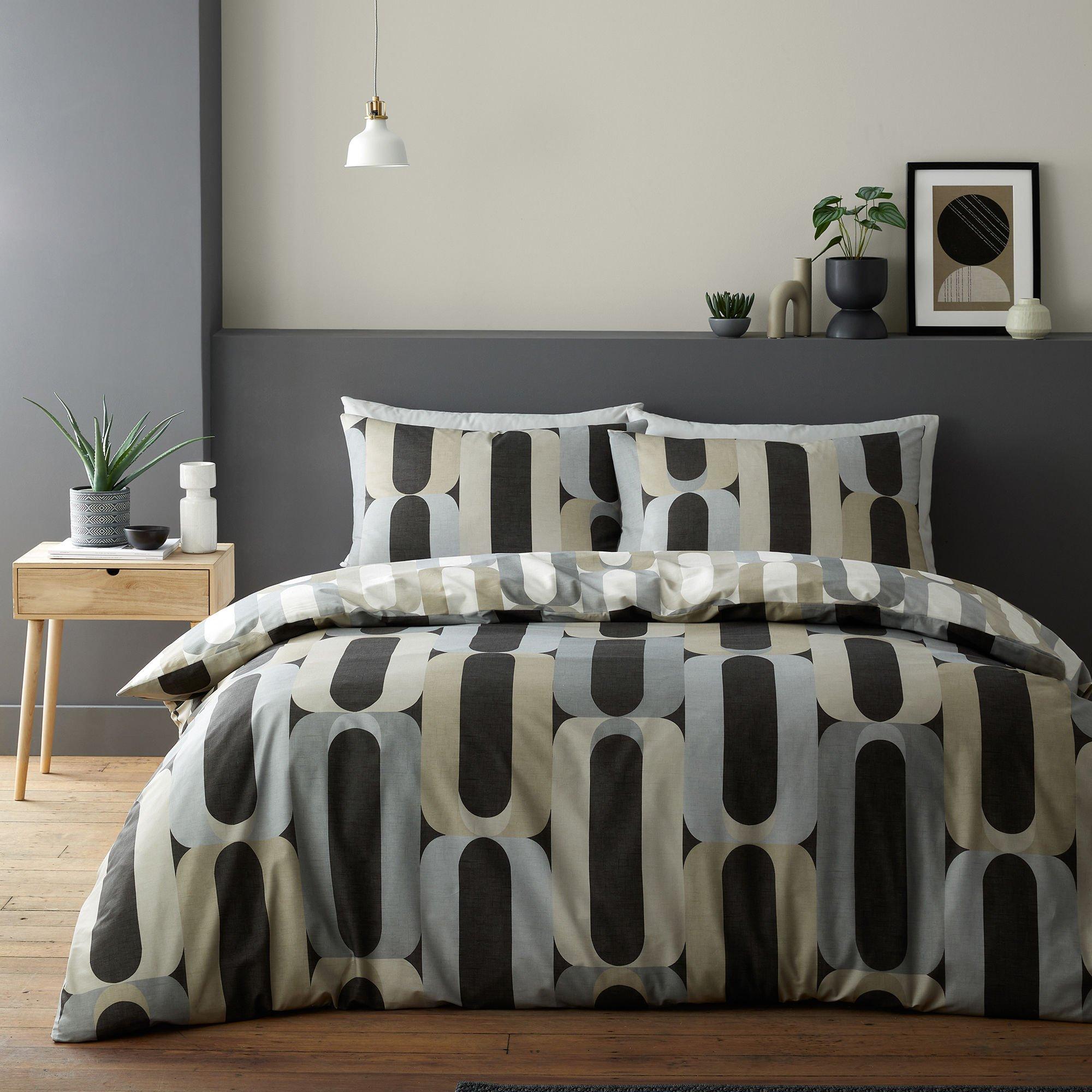 Fusion Orea Retro Ogee Easy Care Duvet Cover Set in Grey