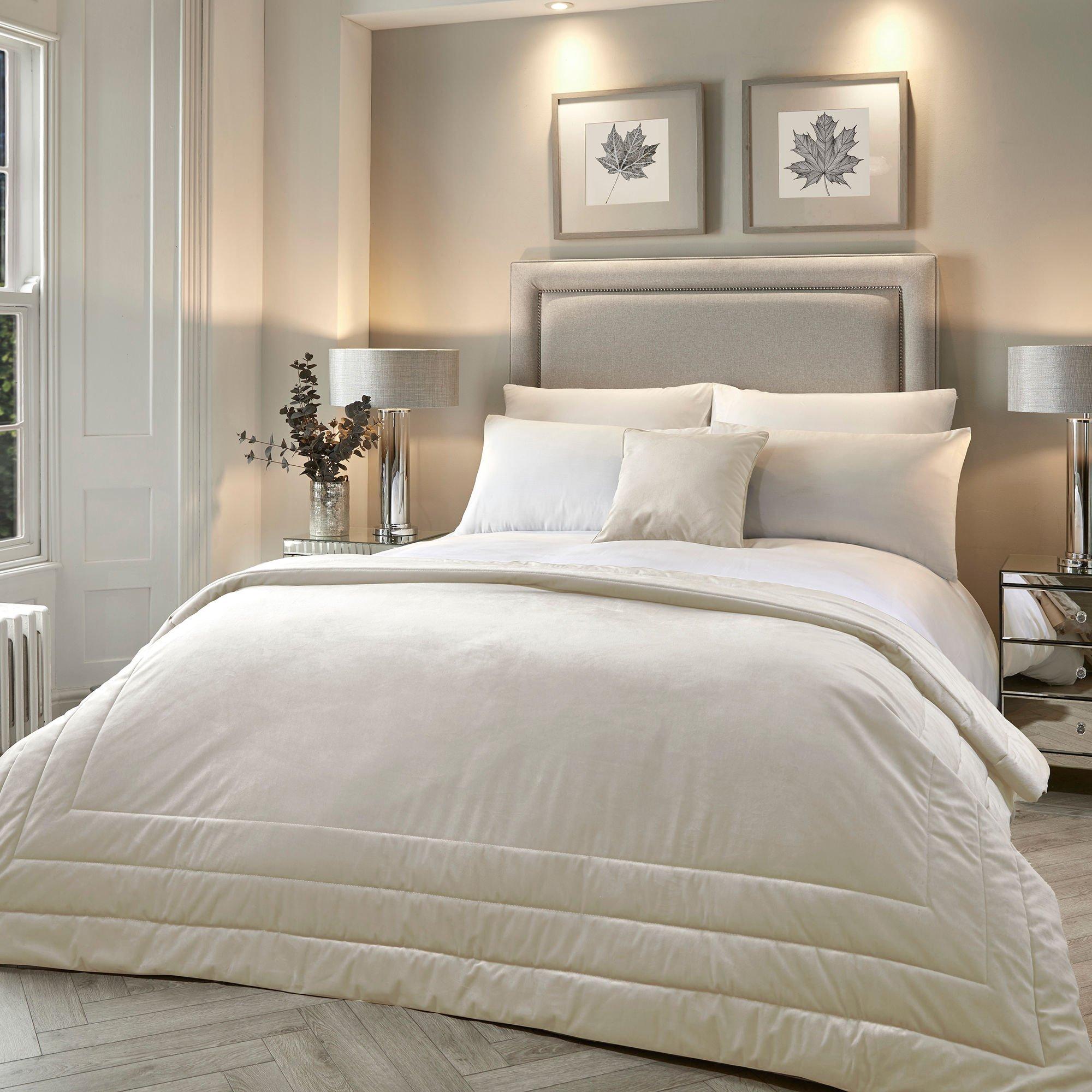 Ivory - Laurence Llewelyn-Bowen - Chic Luxury Velvet Bedspread in Ivory - 1