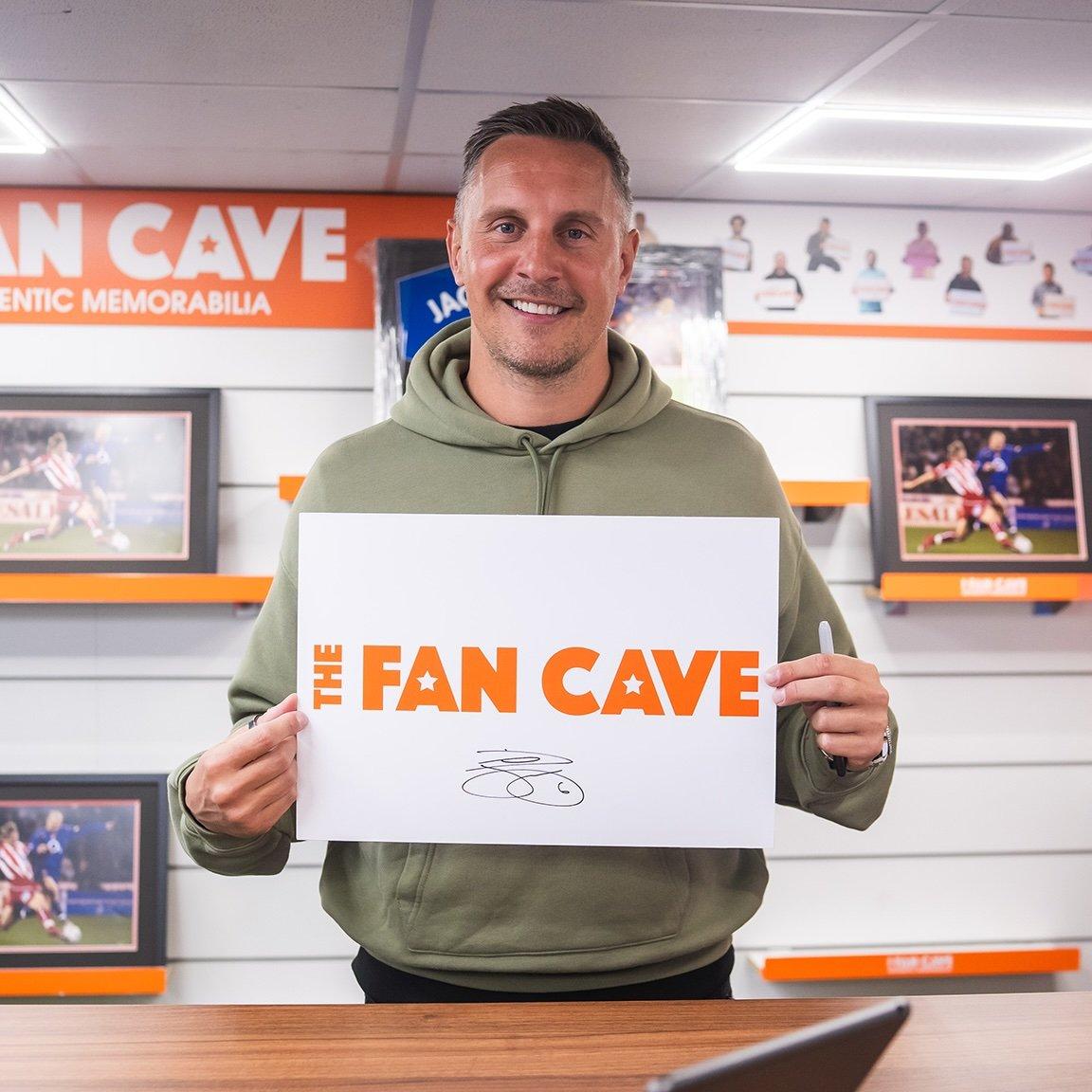 Red - The Fan Cave - Phil Jagielka Signed Sheff Utd Image Deluxe Frame - 2