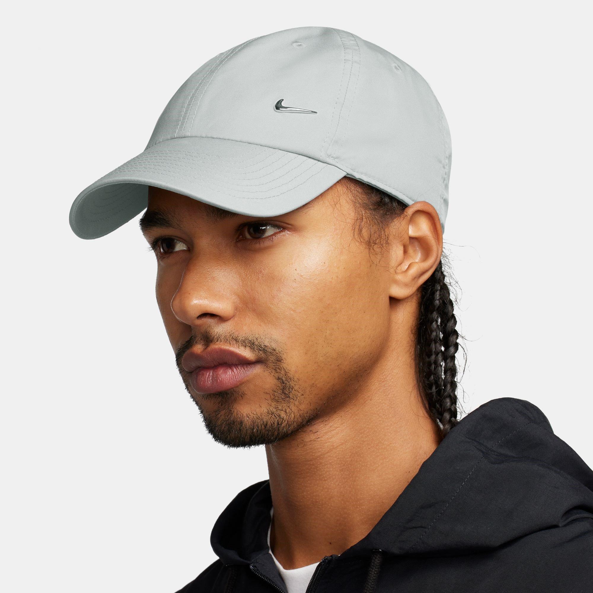 nike metal tick cap