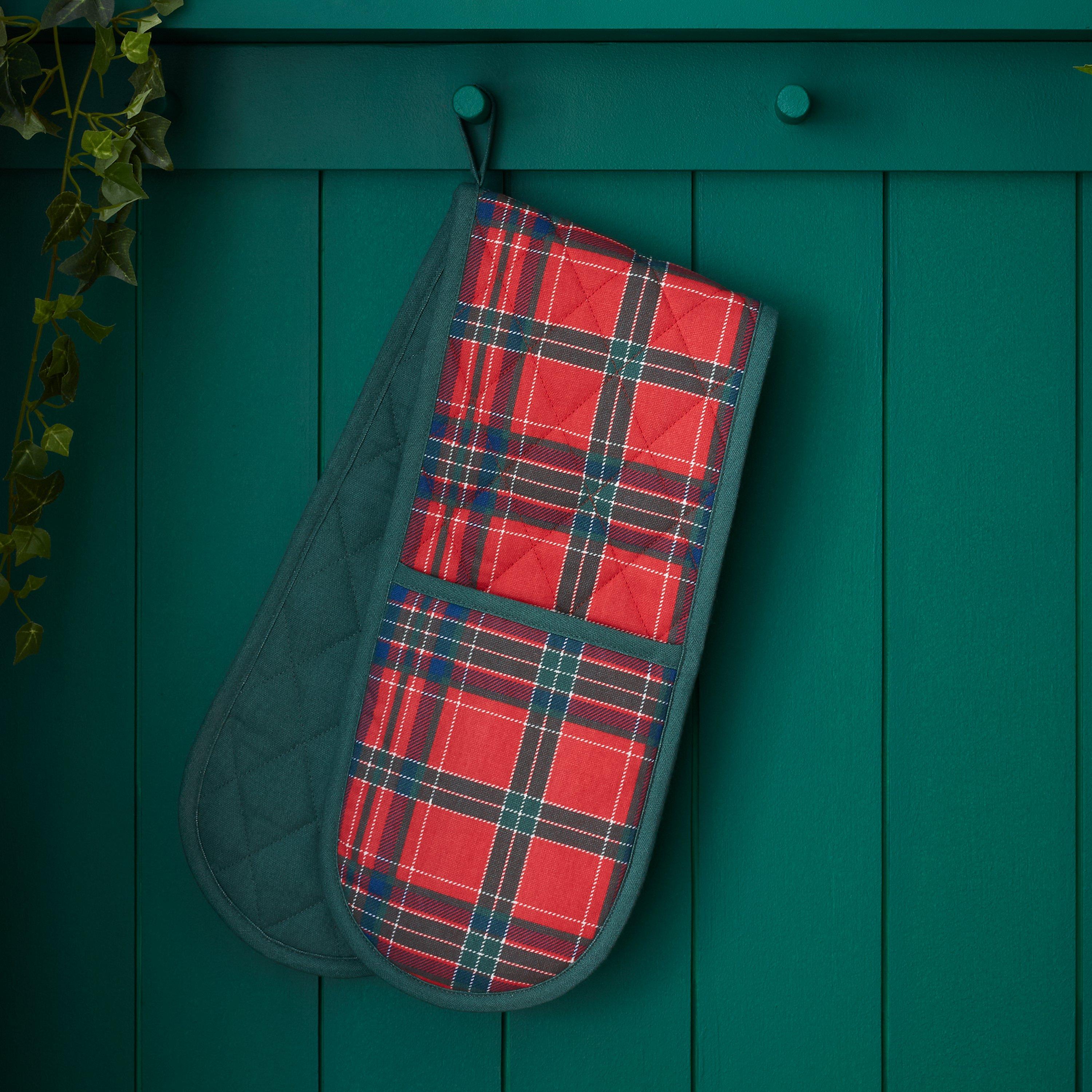 Red / Green - Catherine Lansfield - Christmas Tartan Check Kitchen Double Oven Glove - 1