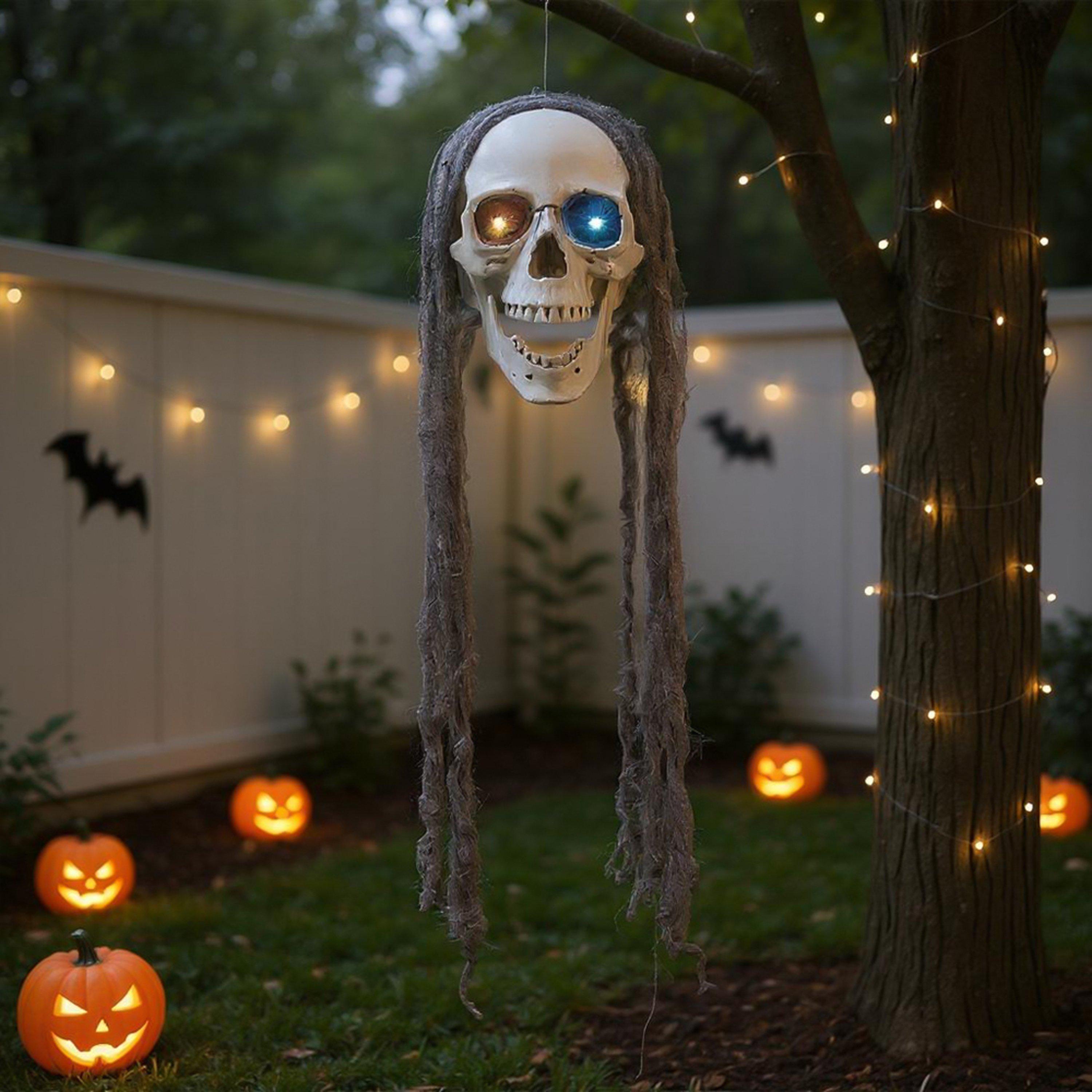 Greywhite - LIFE IDEAS - Halloween Hanging Skull with Glowing Eyes - 1