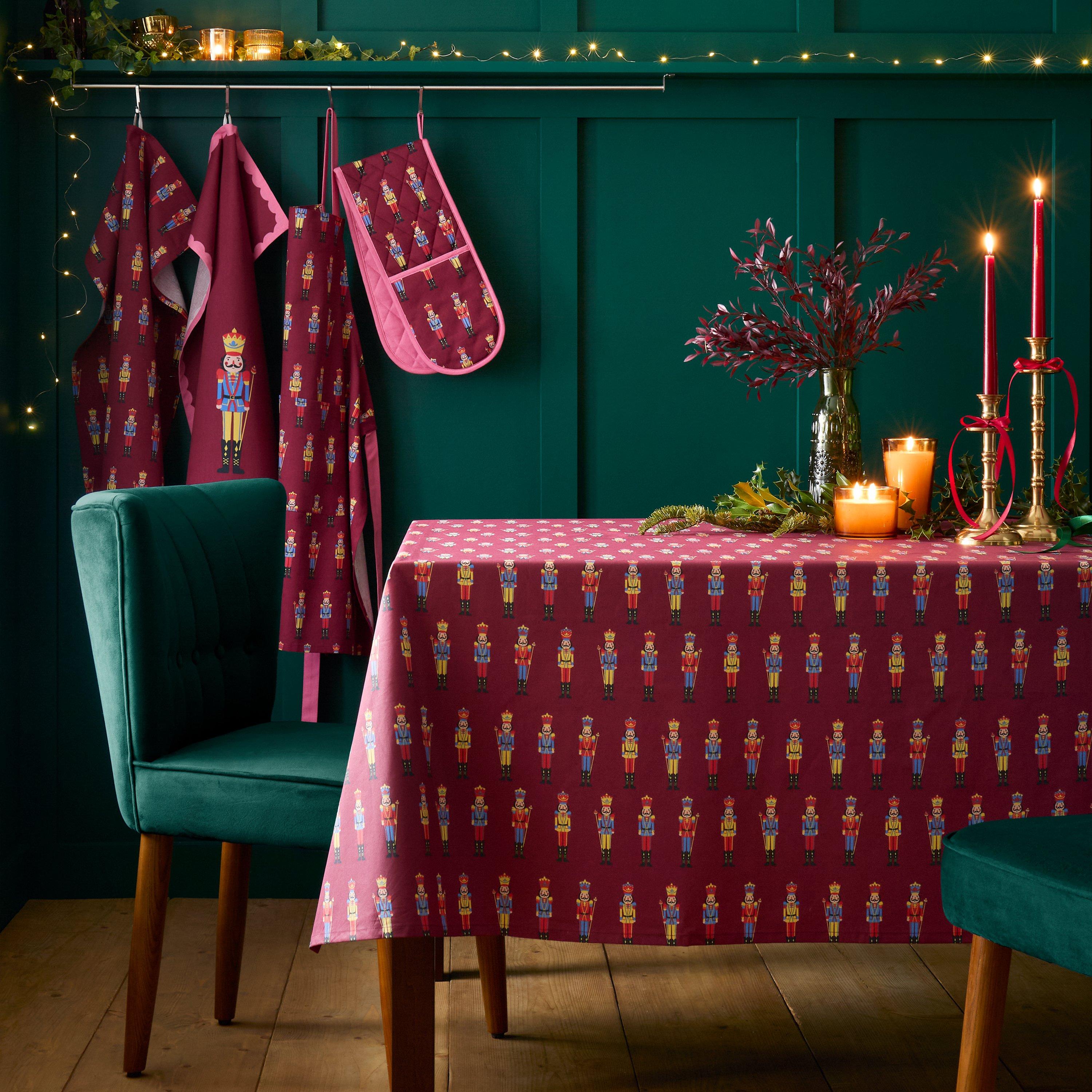 Plum - Catherine Lansfield - Christmas Nutcracker Cotton Table Cloth - 1