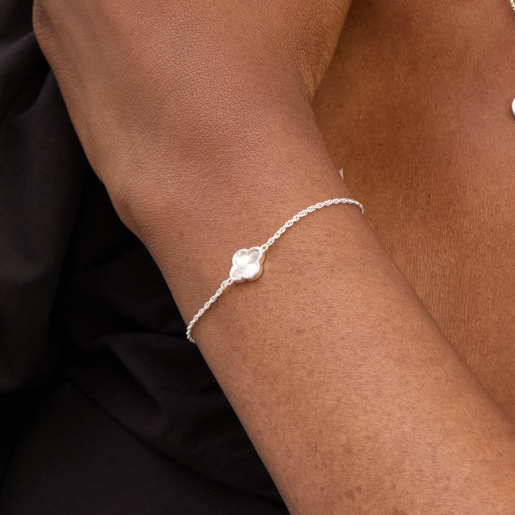 Silver - Simply Silver - Sterling Silver 925 Polished Clover Bracelet - 2