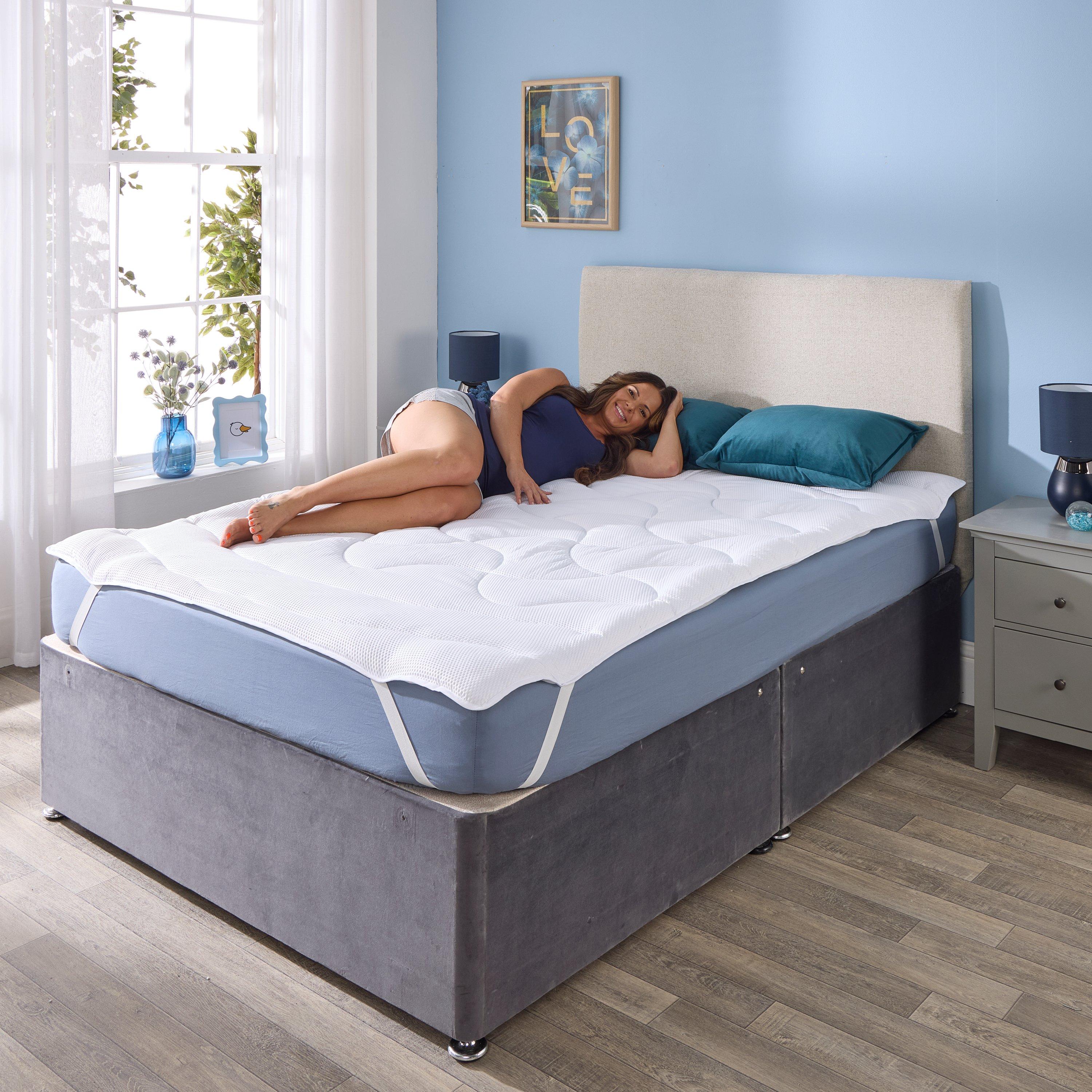White - Downland - Luxury Waffle Topper - 5
