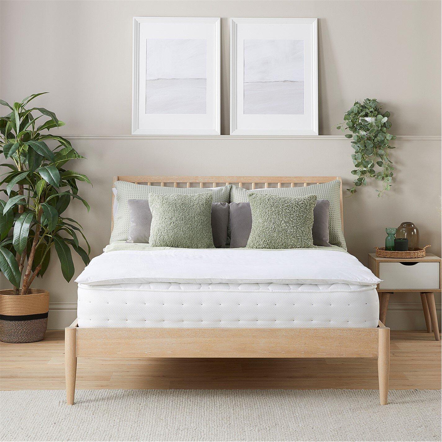 White - Slumberdown - Mattress Topper Anti Allergy - 1