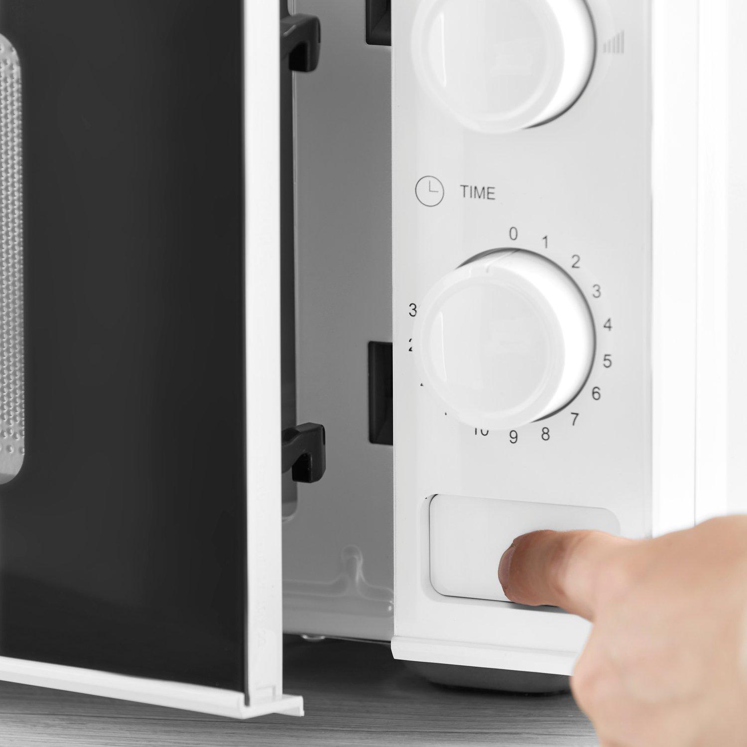 White - Tower - 20L 800W Microwave Manual Solo White - 4