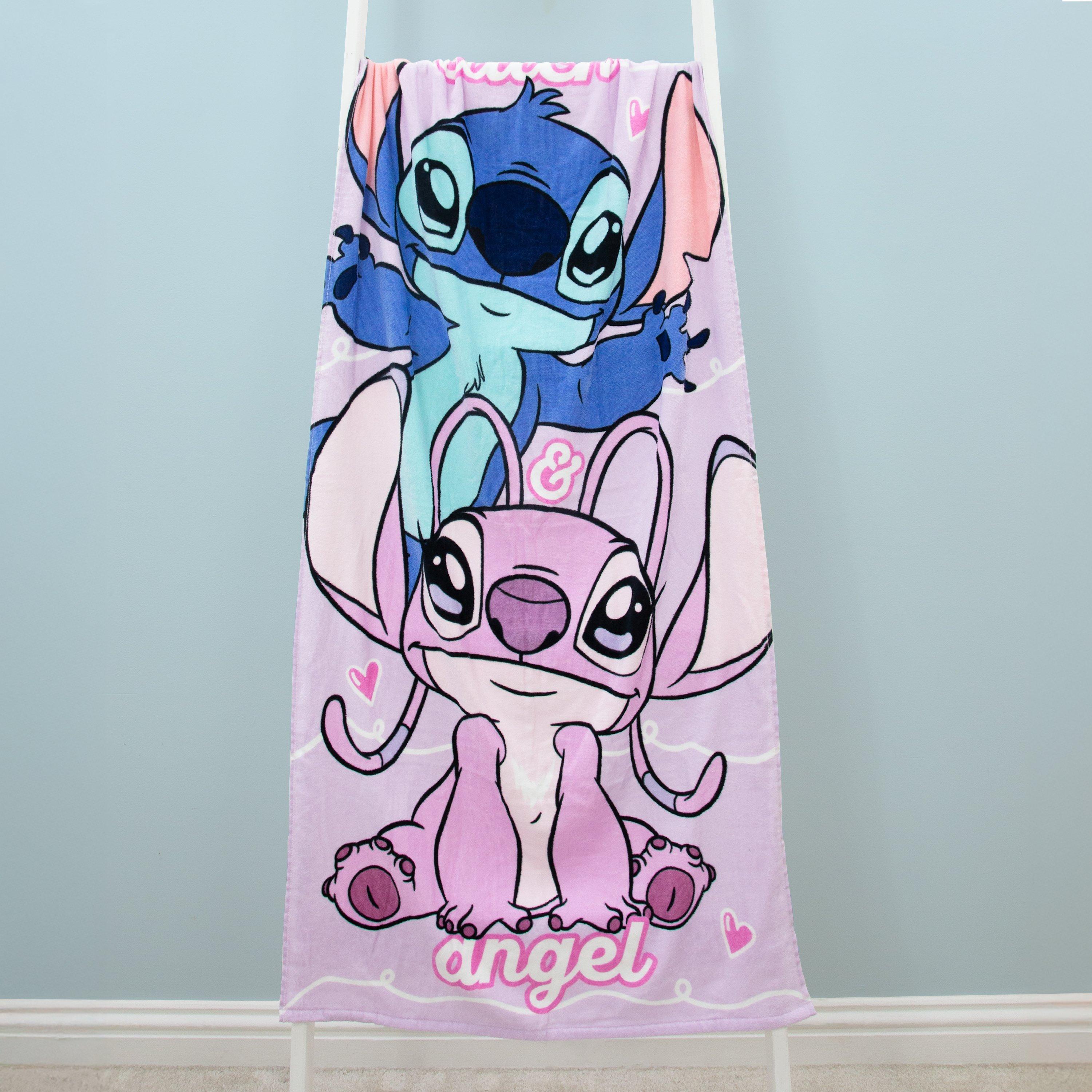 Disney Stitch Disney Lilo & Stitch Chill Towel | Sports Direct
