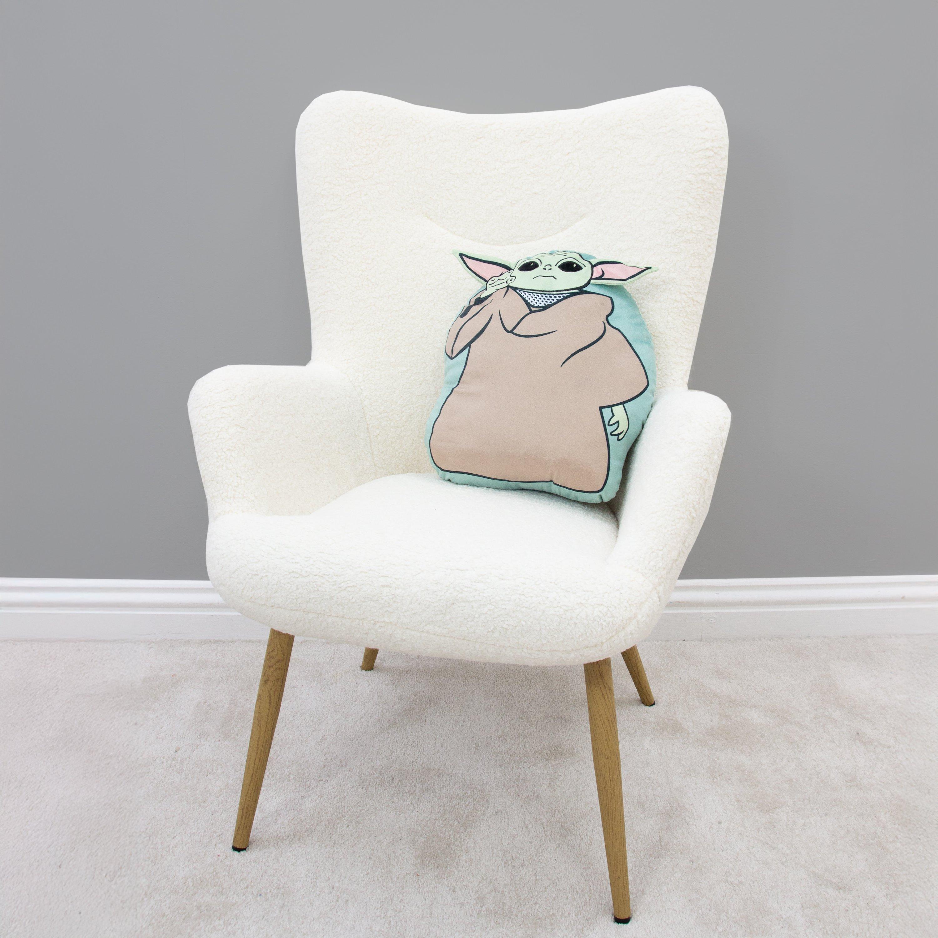 Green - The Mandalorian - The Mandalorian Friend Shaped Cushion - 4