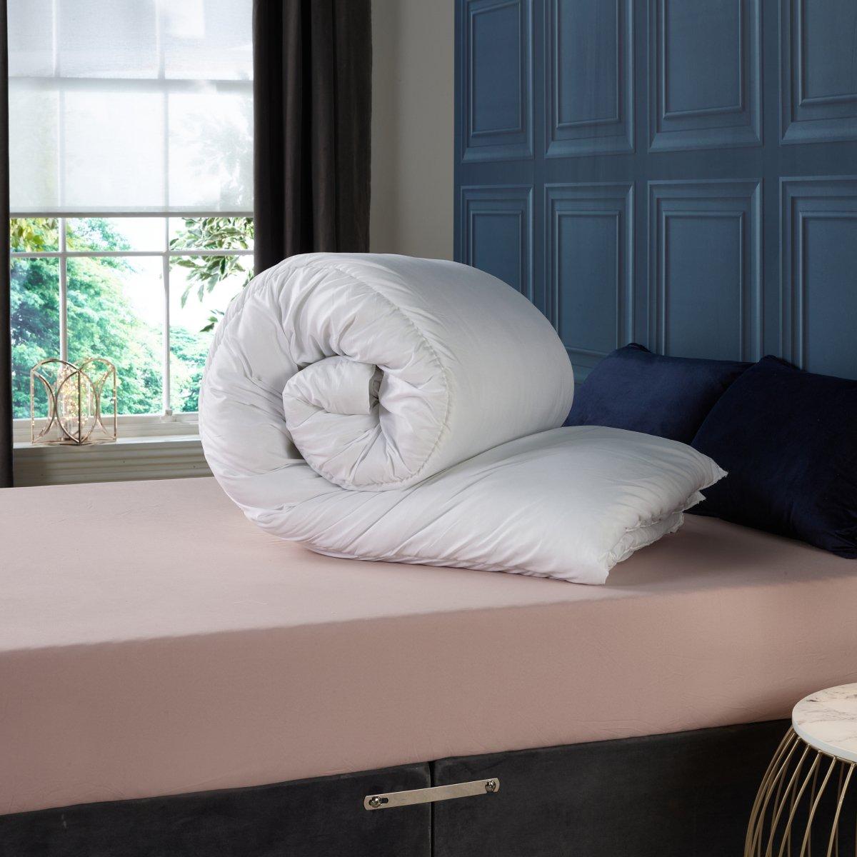 White - Downland - Superbounce 13.5 Tog Duvet - 3