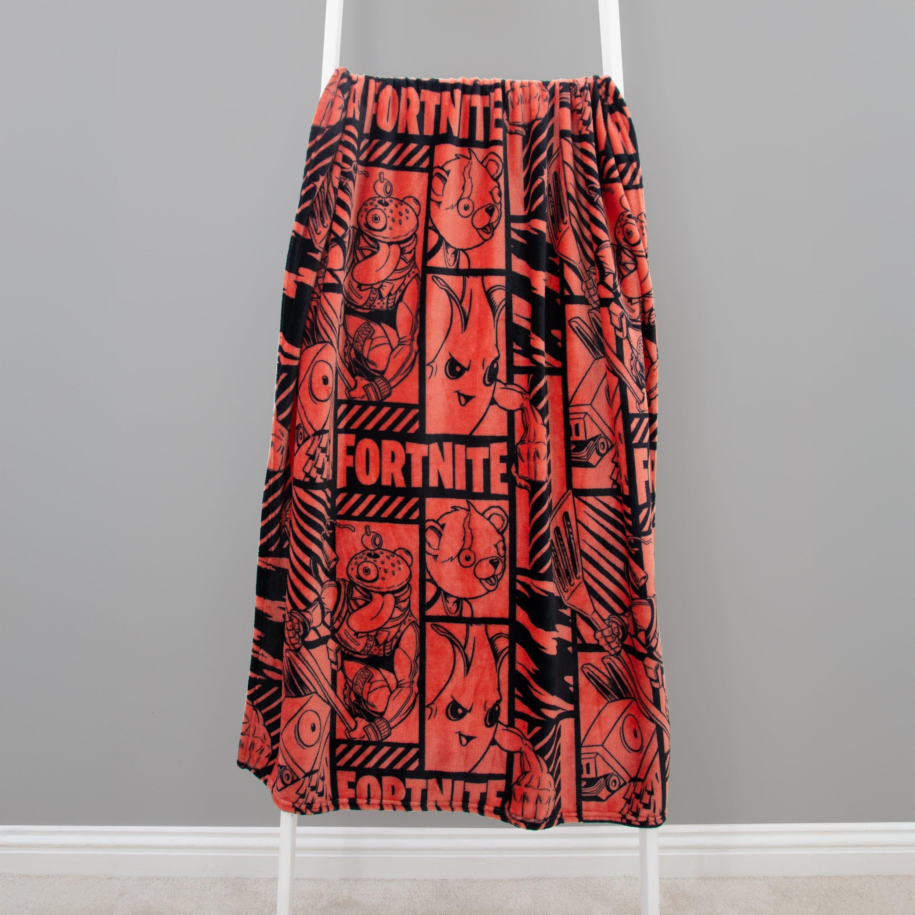 Red - Fortnite - Fortnite Clutch Fleece Blanket - 2