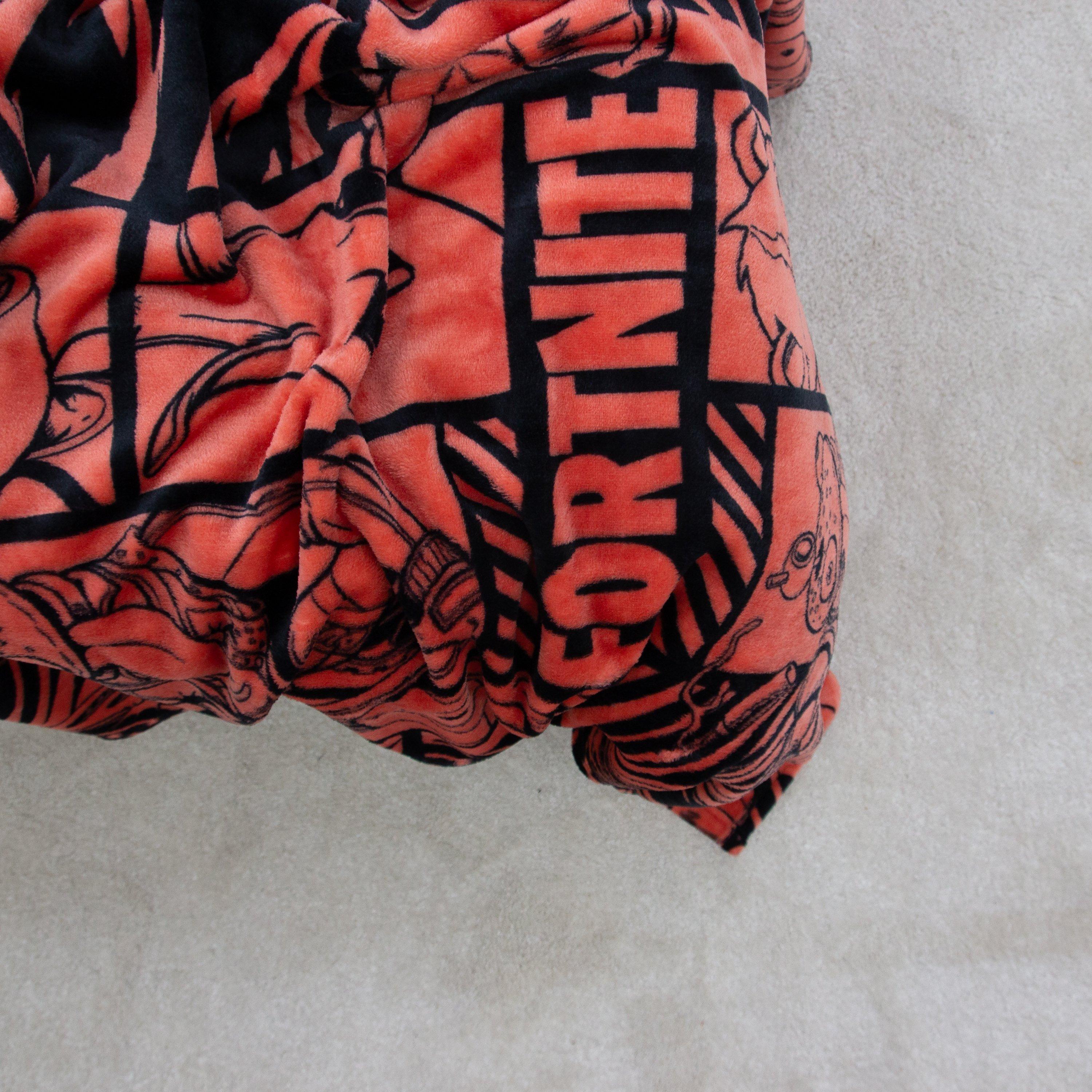 Red - Fortnite - Fortnite Clutch Fleece Blanket - 6